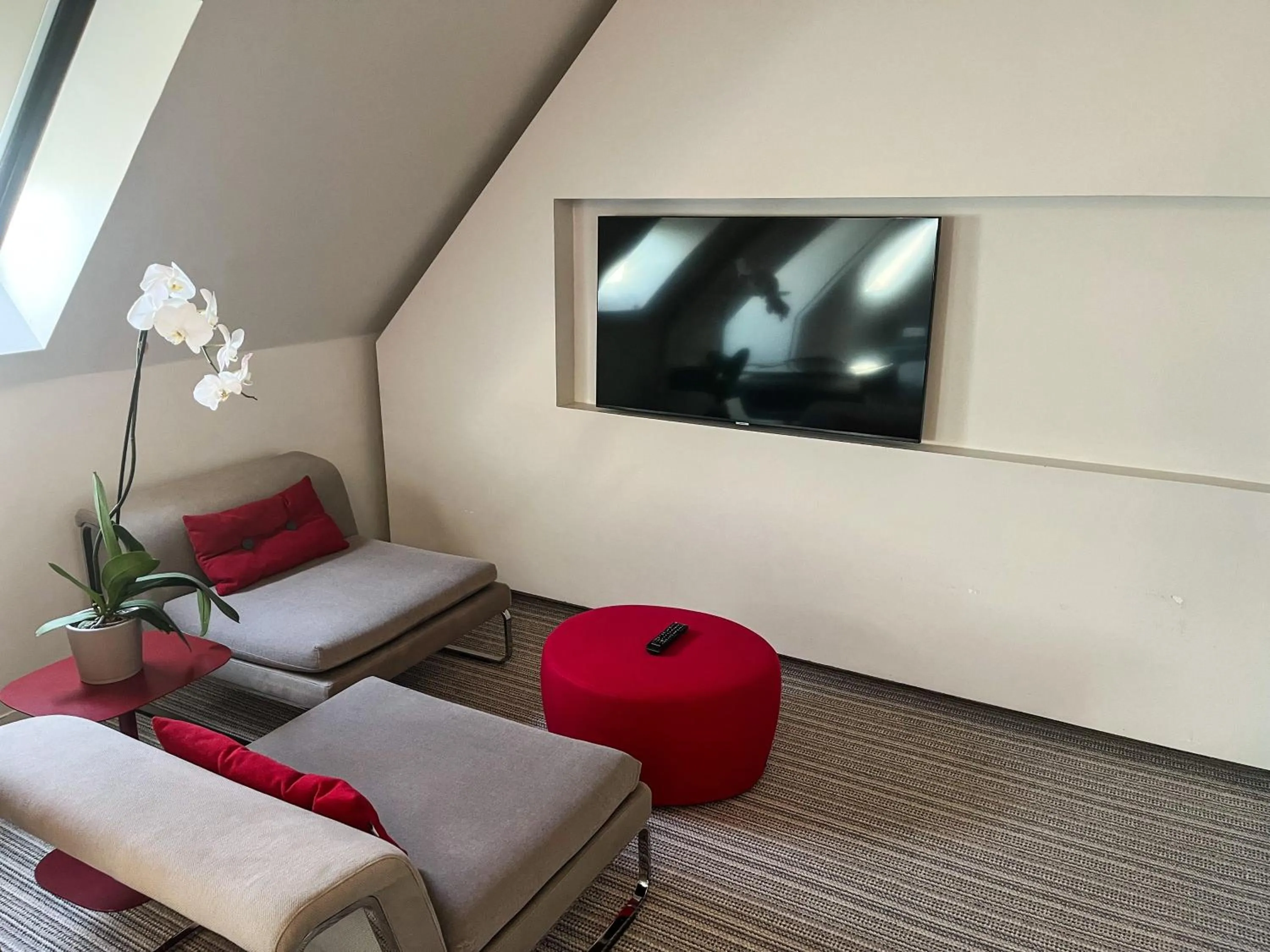 Living room in Novotel Paris Les Halles