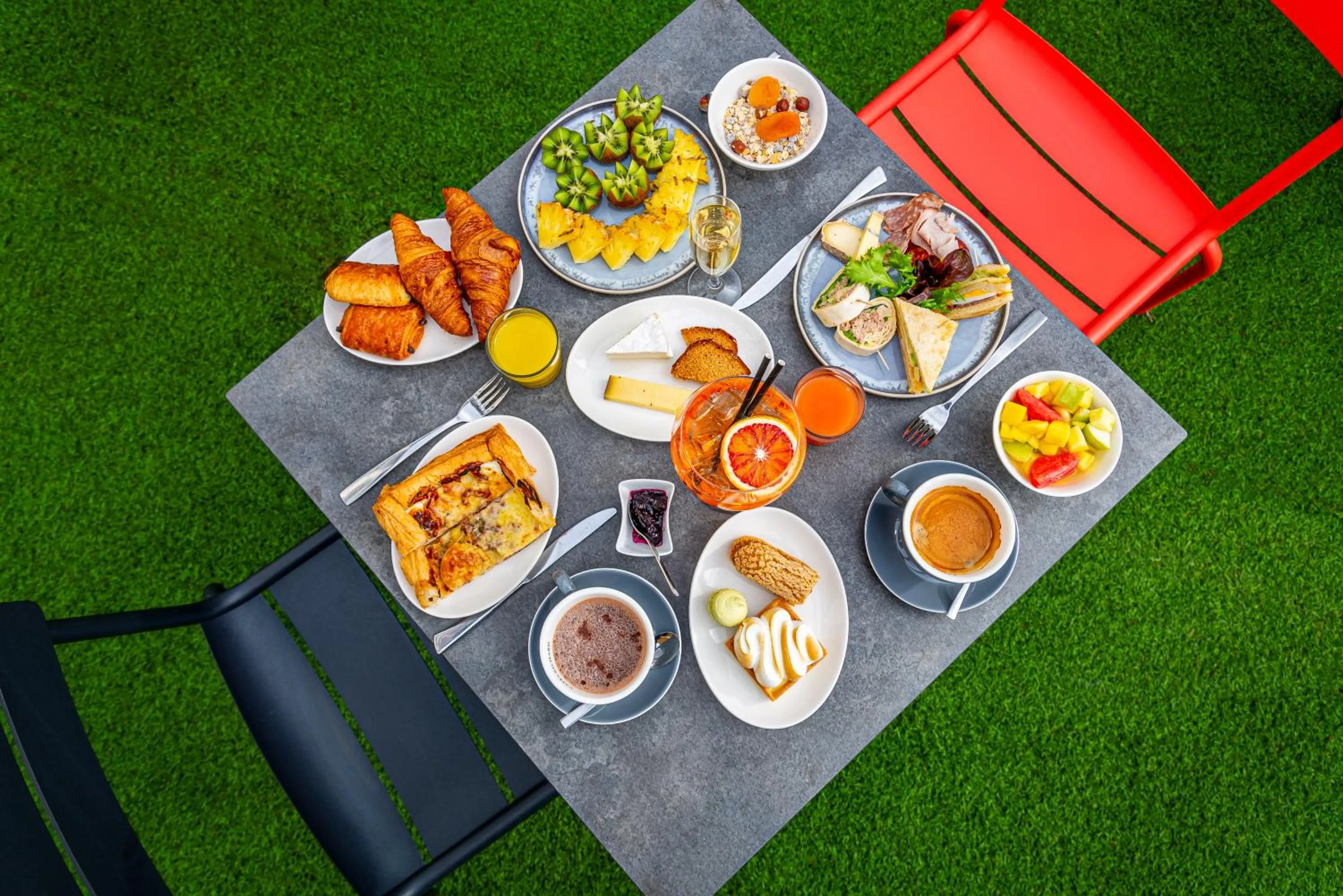 Restaurant/places to eat in Mercure Beaune Centre