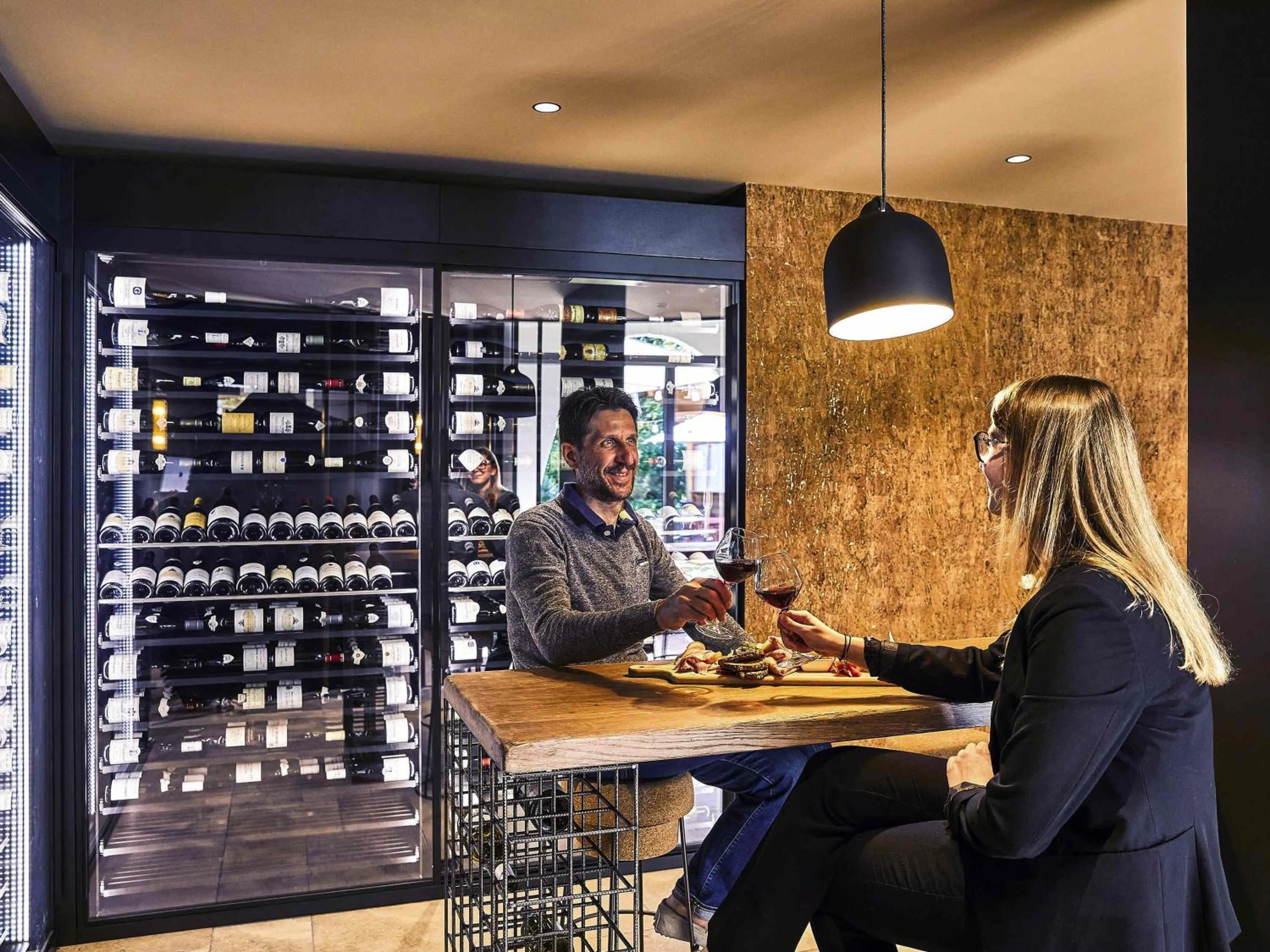 Lounge or bar in Mercure Beaune Centre