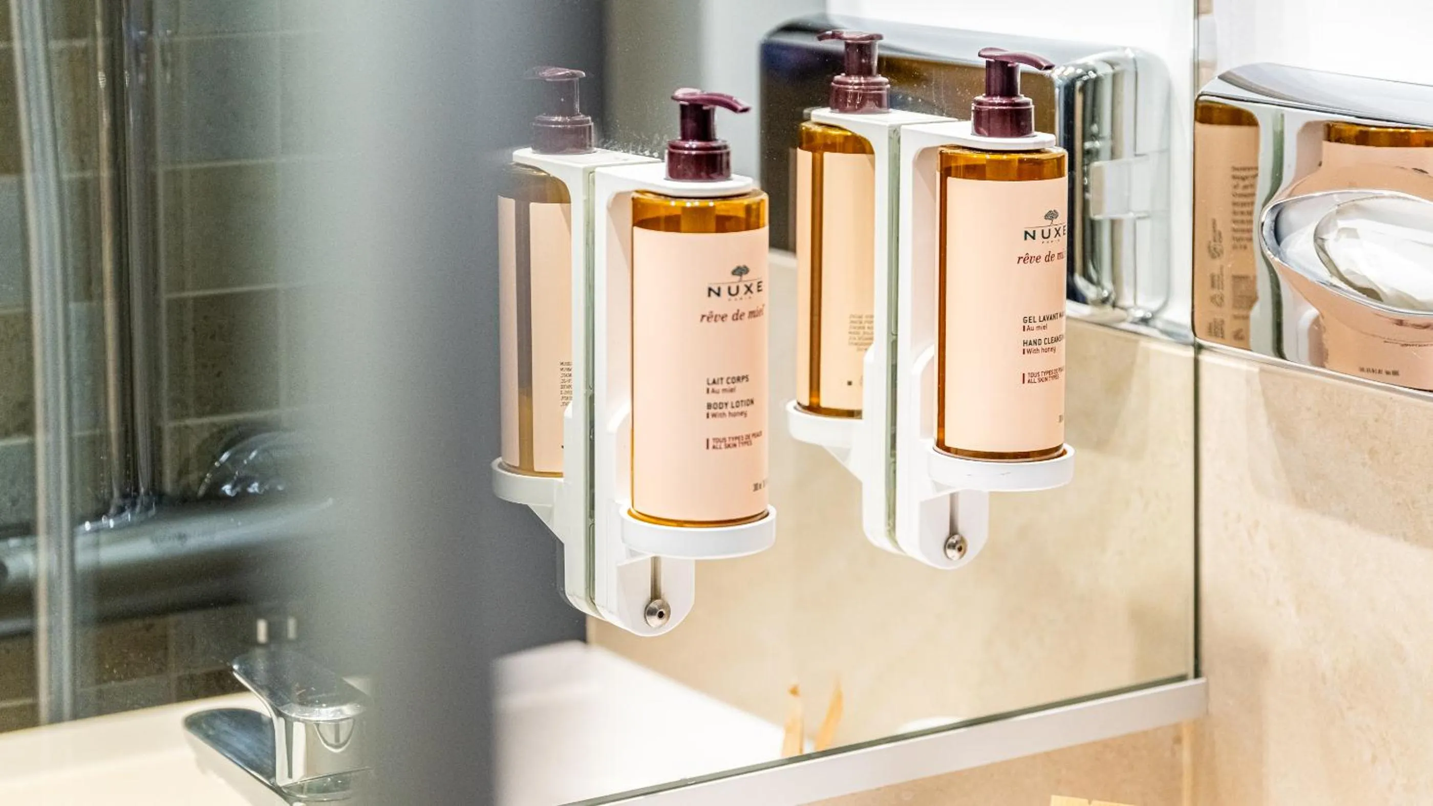 Bathroom in Mercure Beaune Centre