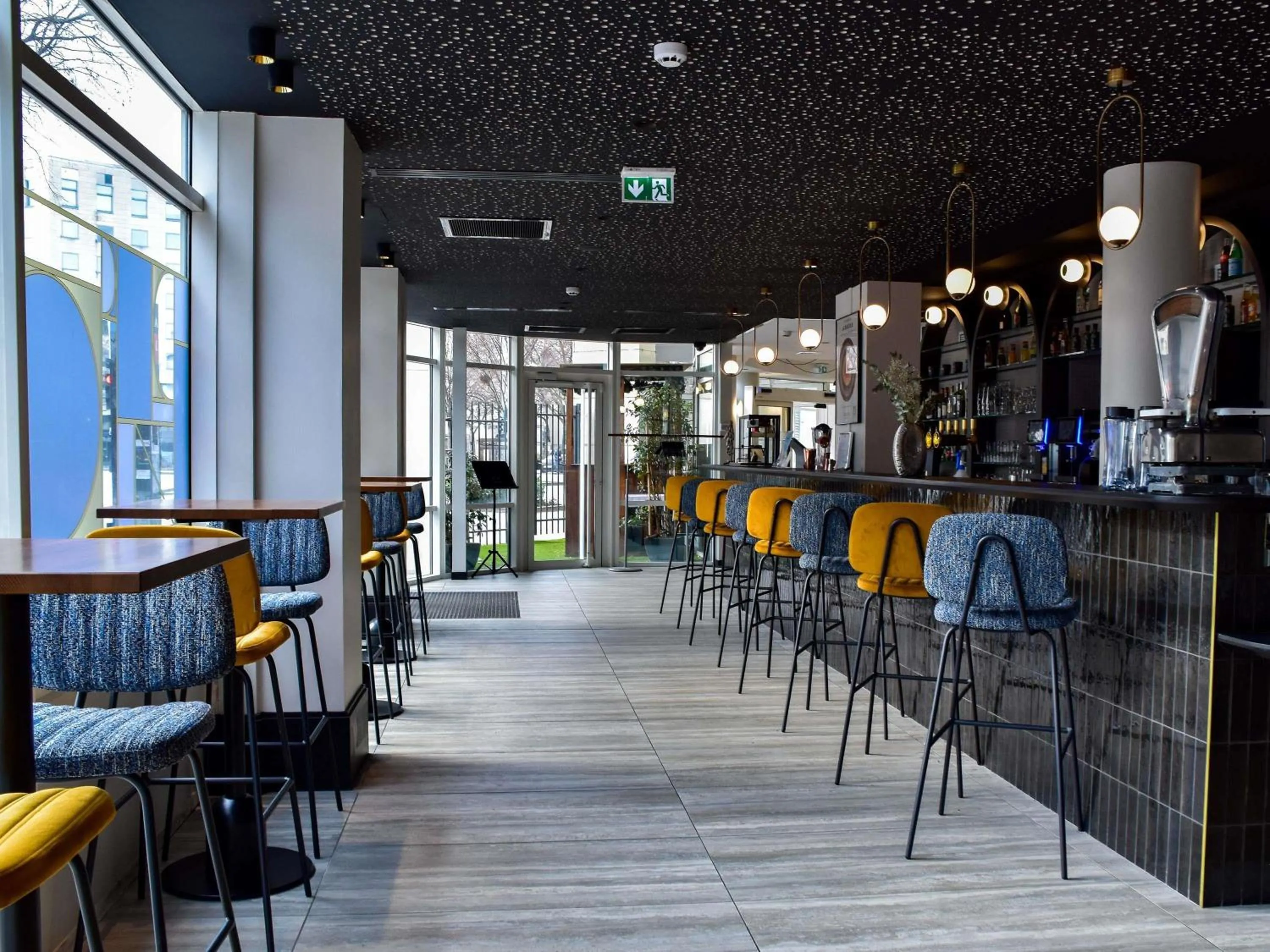 Property building in Hôtel Mercure Lyon Centre Charpennes Parc de la Tête d'Or