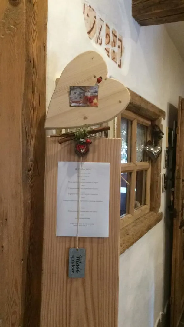 Decorative detail in Hotel Garnì Salvanel