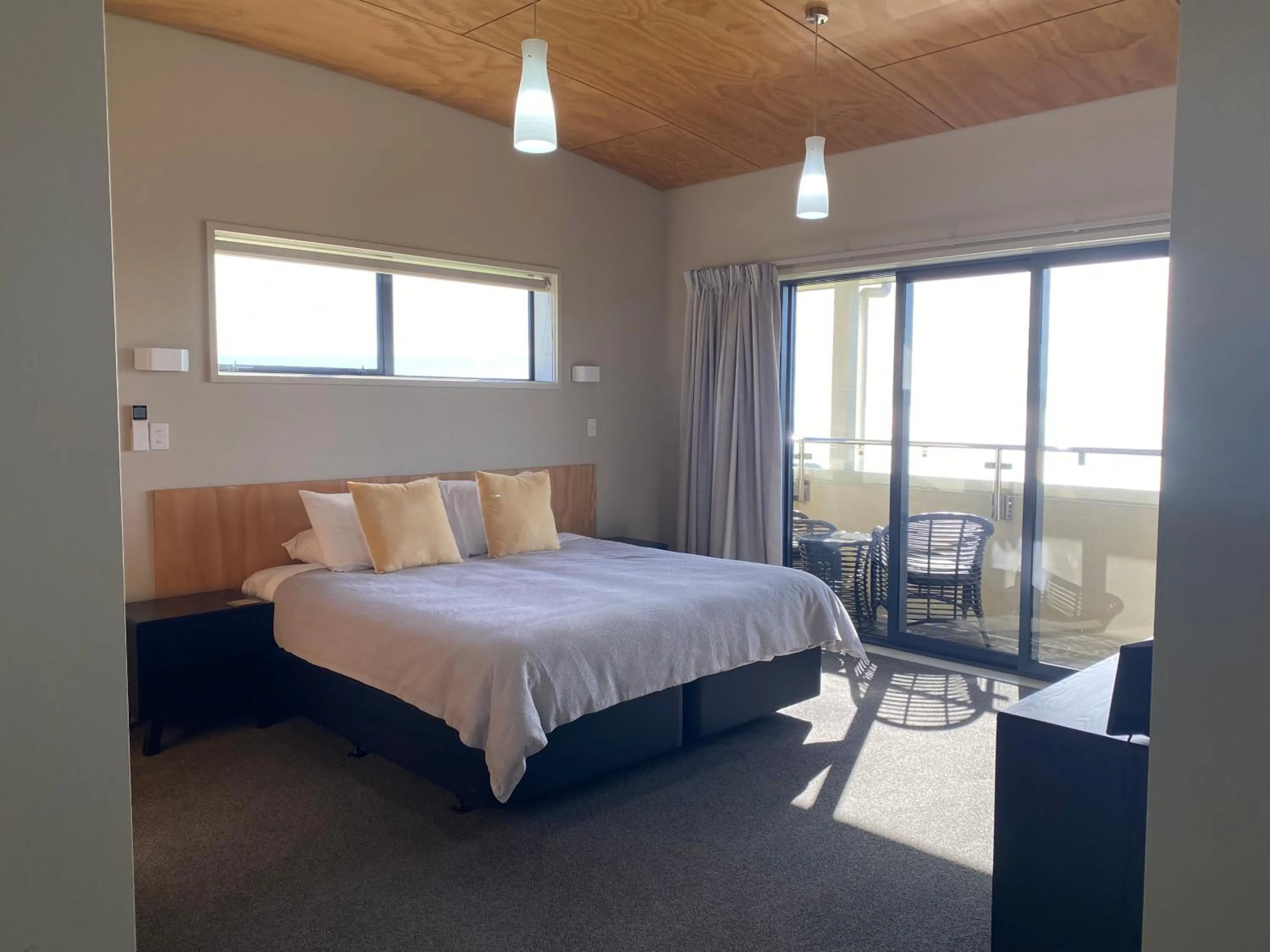 Bedroom, Bed in Chalets at Okurukuru