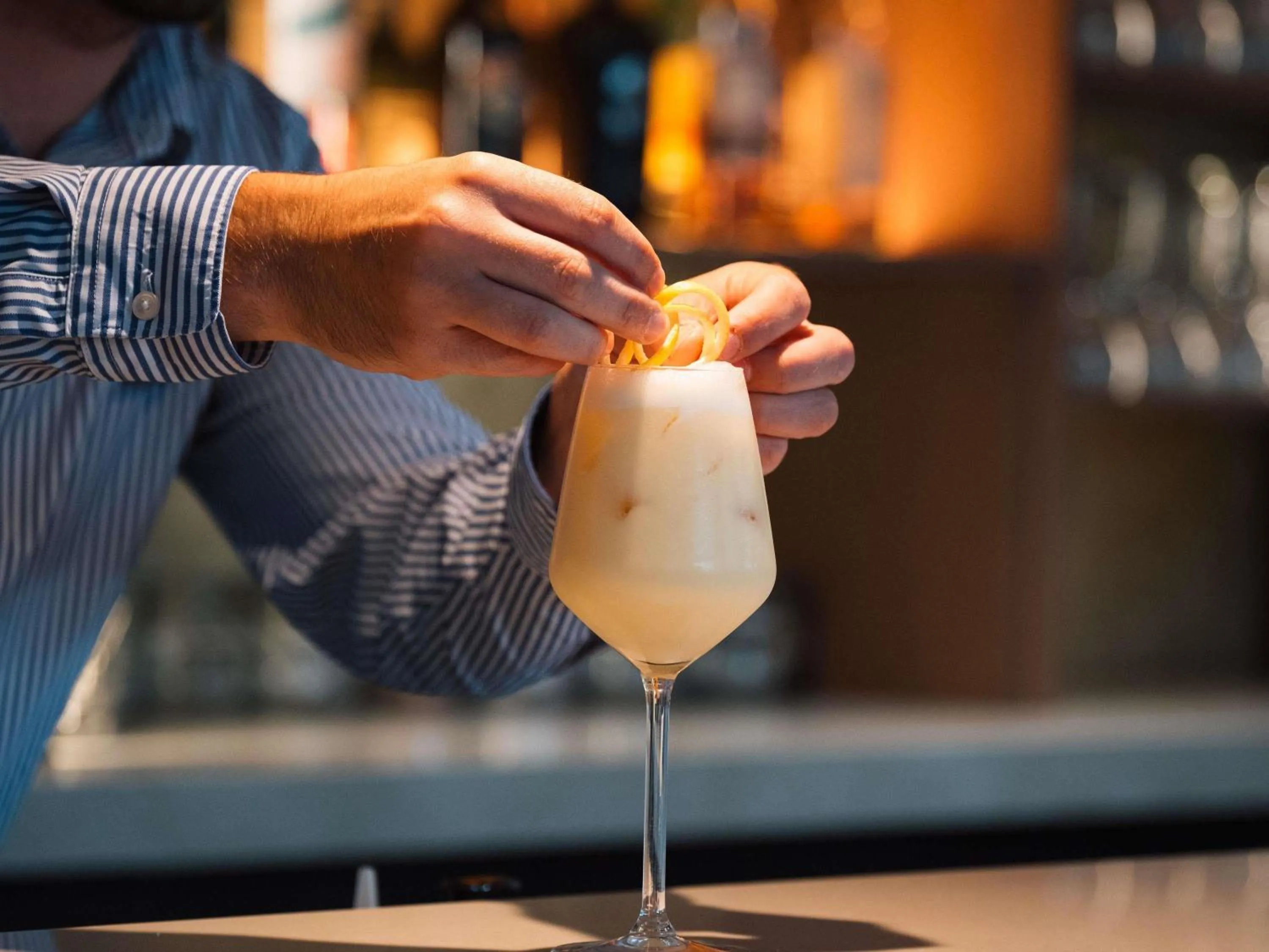 Lounge or bar in Mercure Le Mans Batignolles - Hotel & Spa