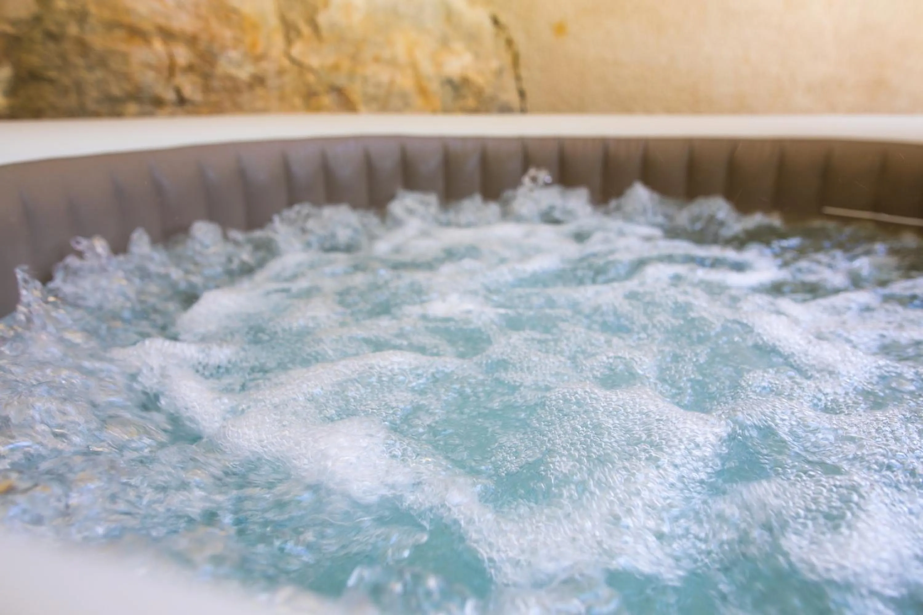 Hot Tub in Le Mas des Roches à Velaux