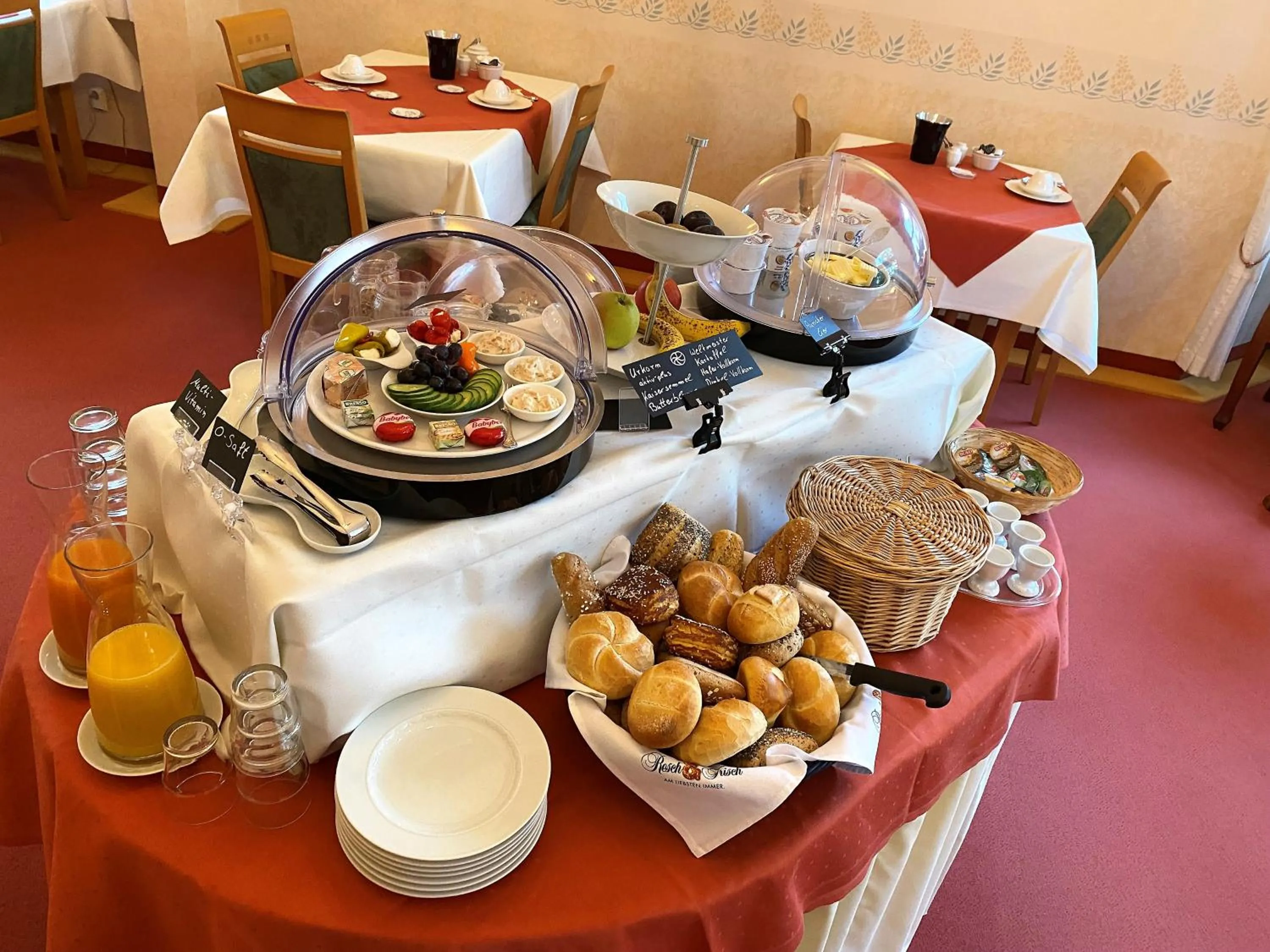 Breakfast in Alleehotel-Eschen