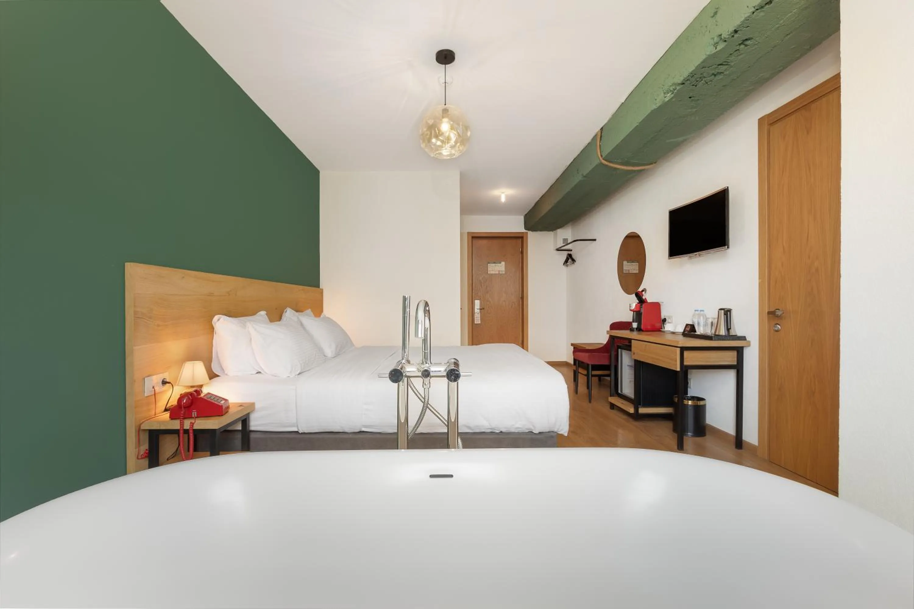 Photo of the whole room, Bed in Intourist Kazbegi