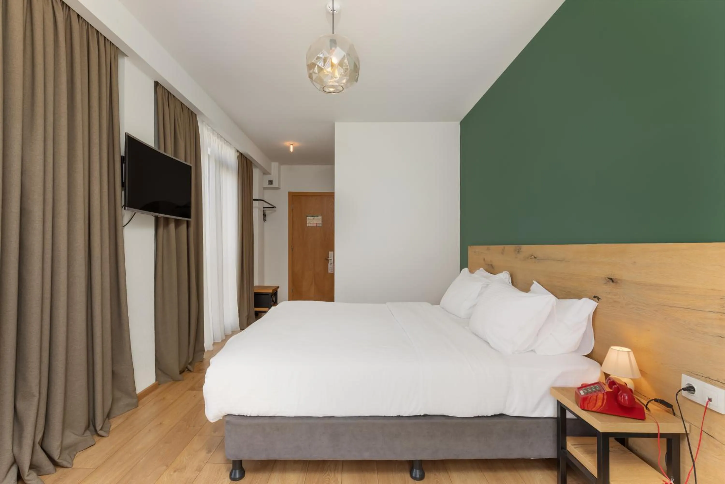 hair dresser, Bed in Intourist Kazbegi