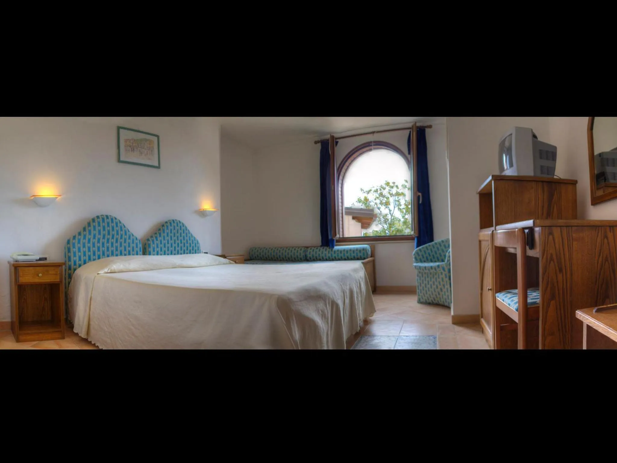 Photo of the whole room in Hotel Club San Diego