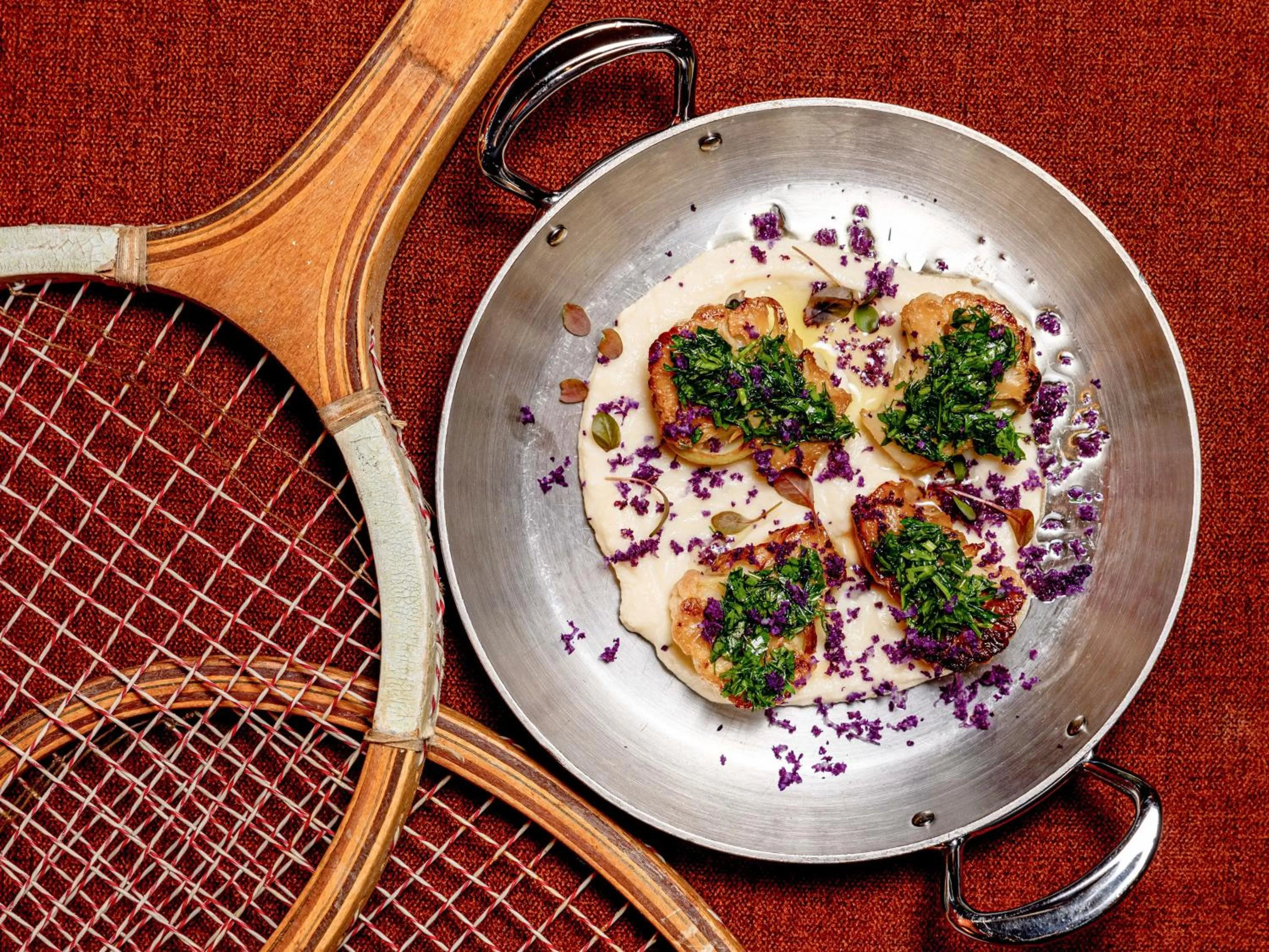 Restaurant/places to eat in Sofitel Paris Baltimore Tour Eiffel