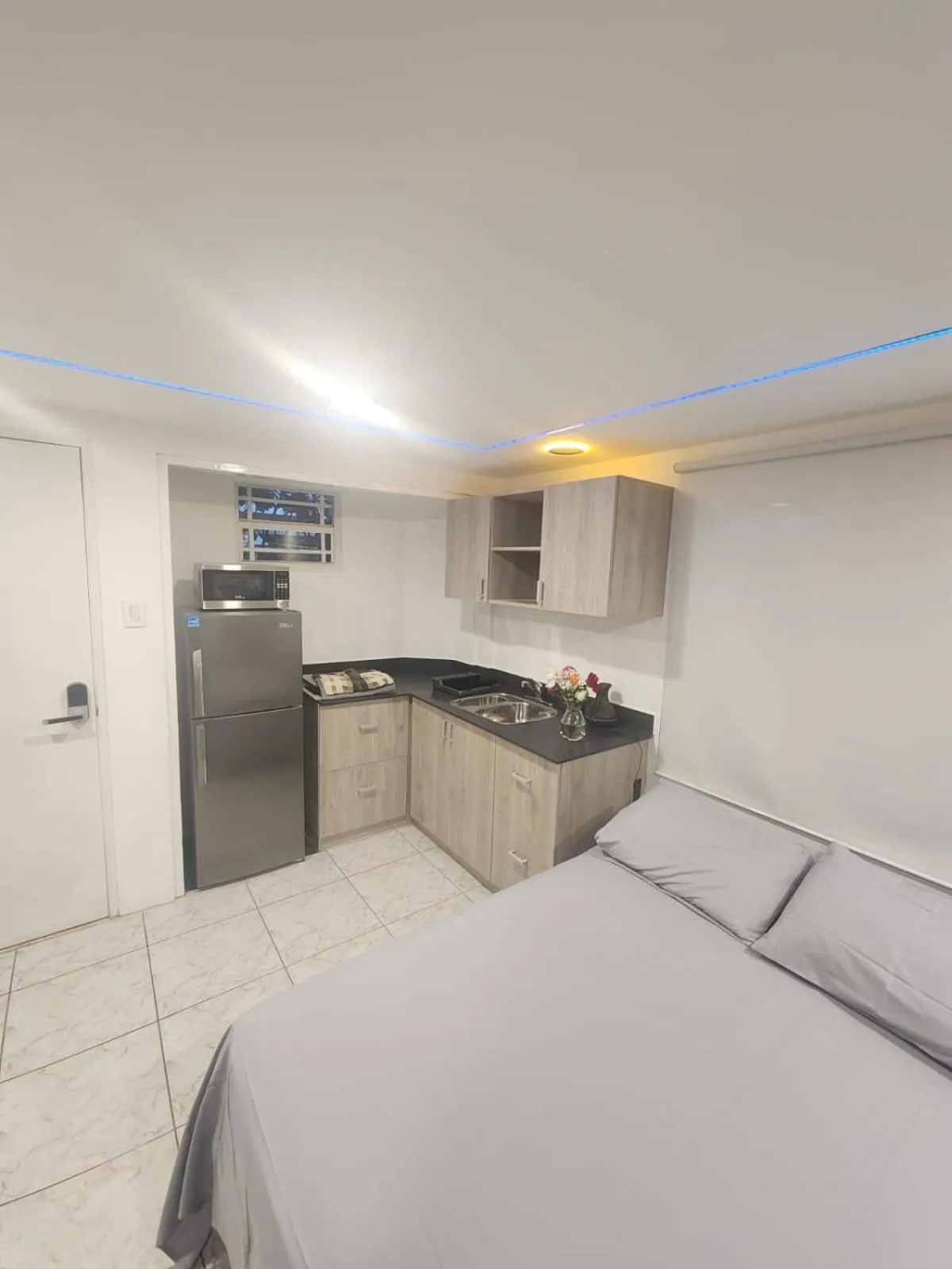 Kitchen or kitchenette in A1 Apartments Aruba