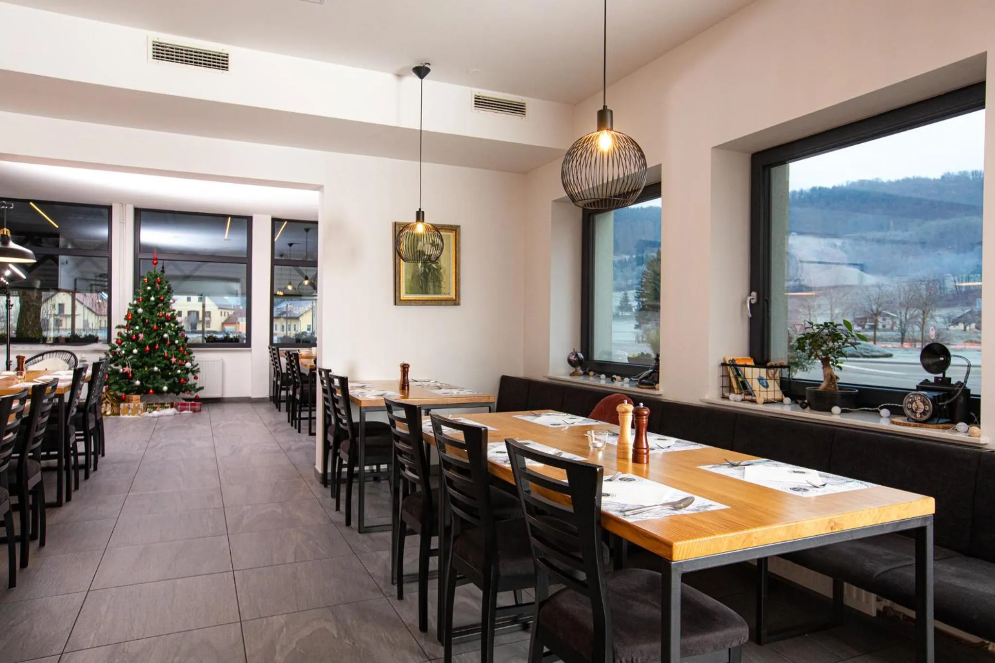 Restaurant/places to eat in Kozjanski dvor