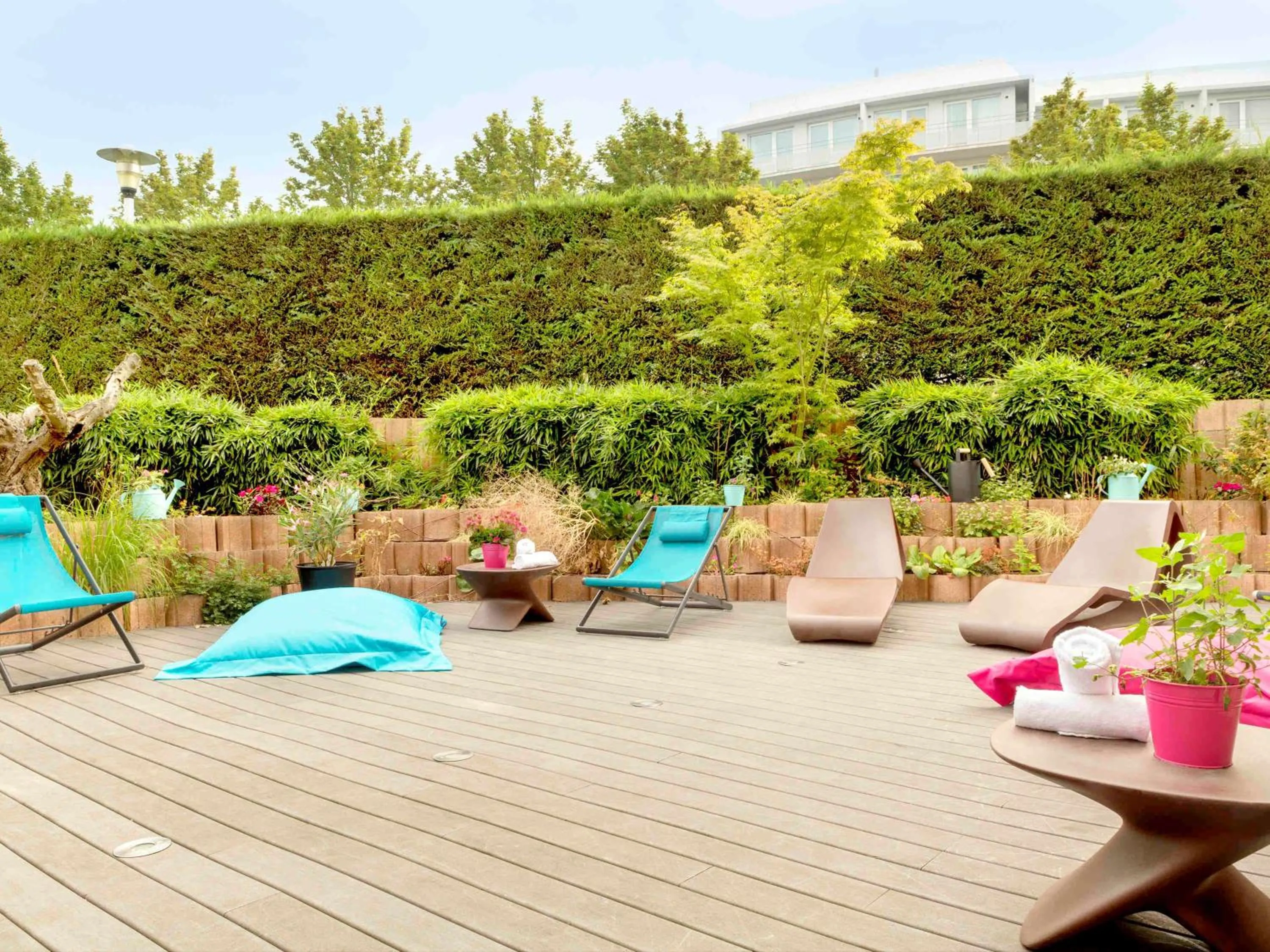 On site in Novotel Paris Roissy CDG Convention