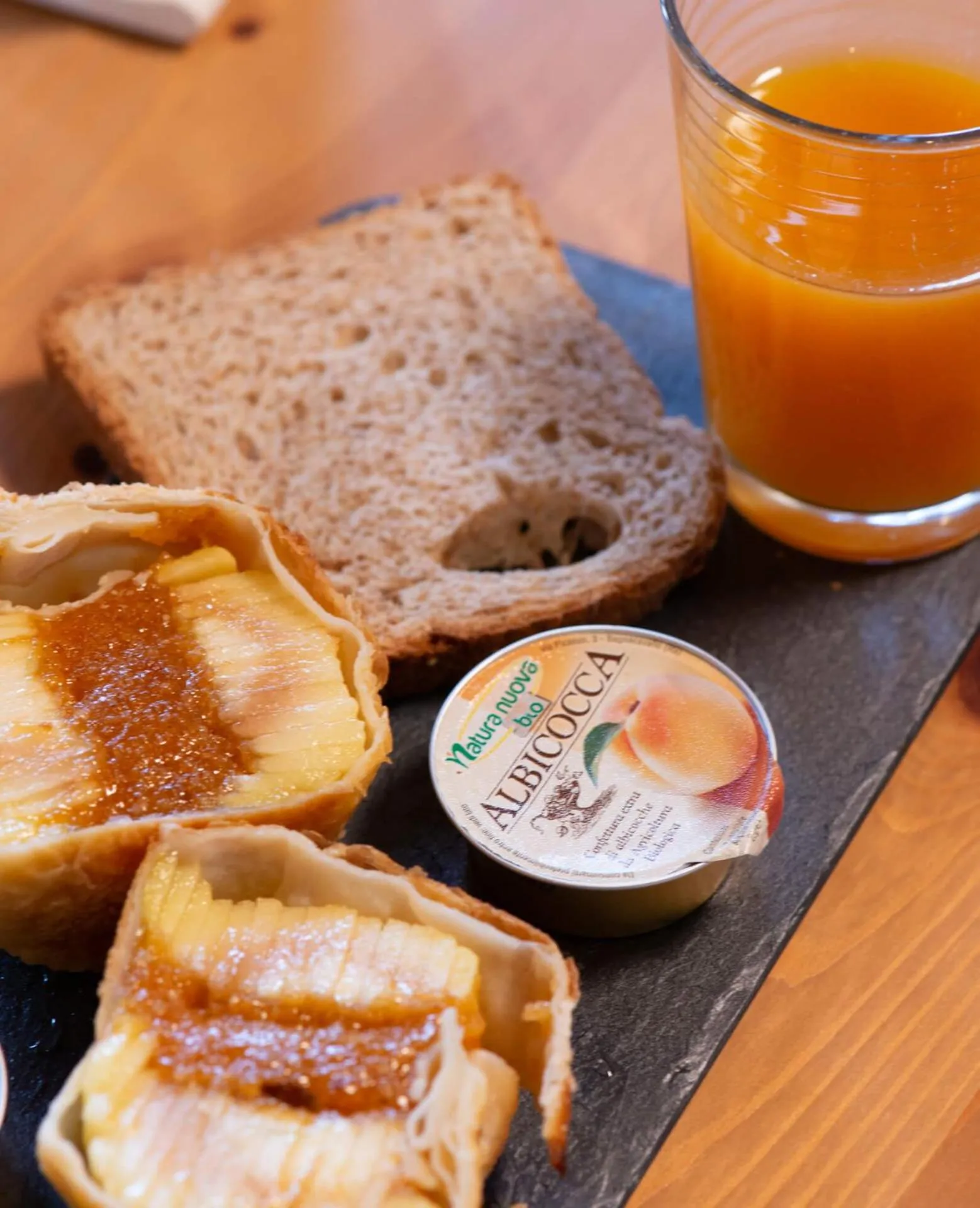 Breakfast in Amaranto Bed & Breakfast