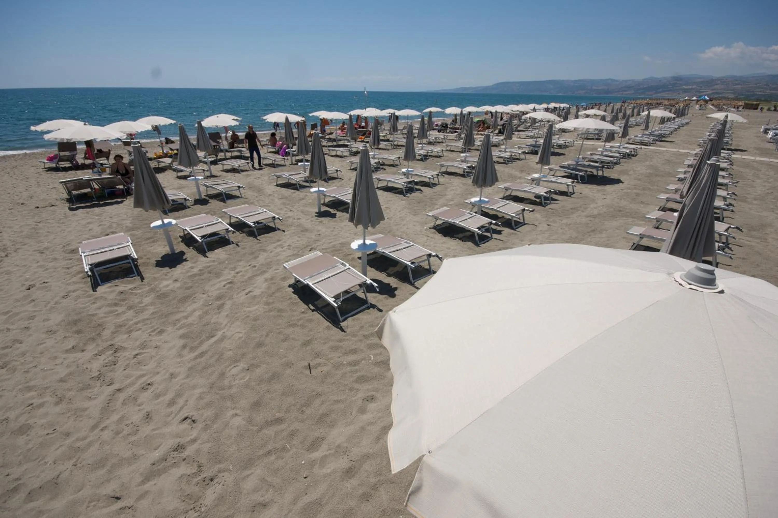 Beach in Sira Resort