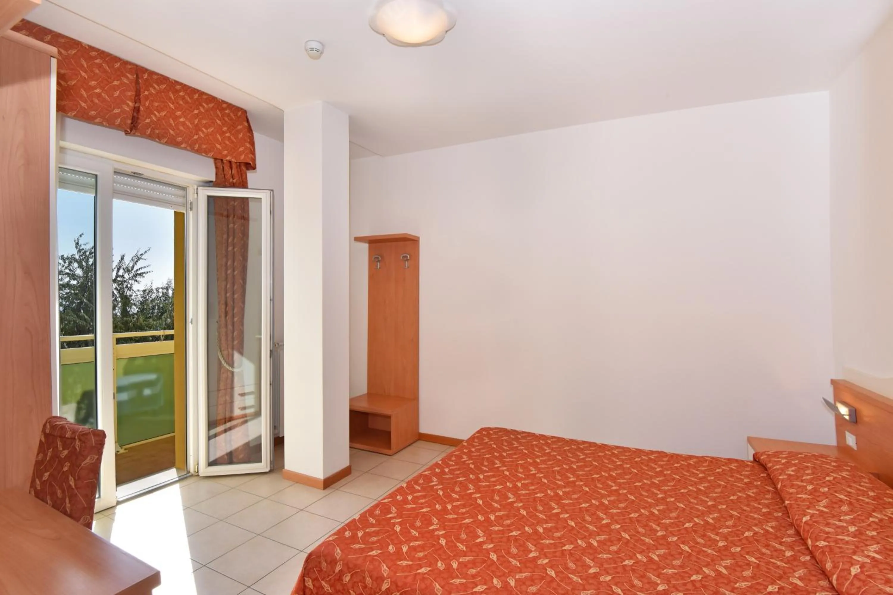 Balcony/Terrace, Bed in Hotel Villa Olga