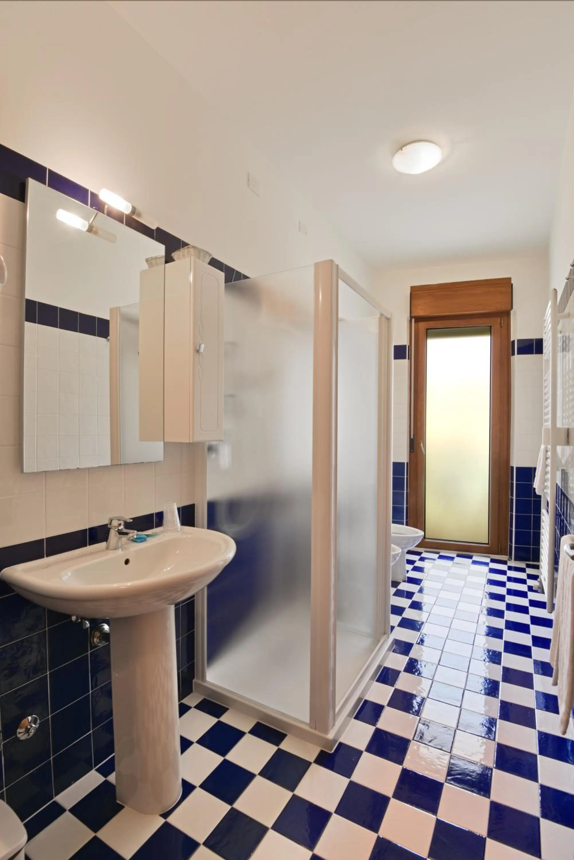 Shower in Hotel Villa Olga