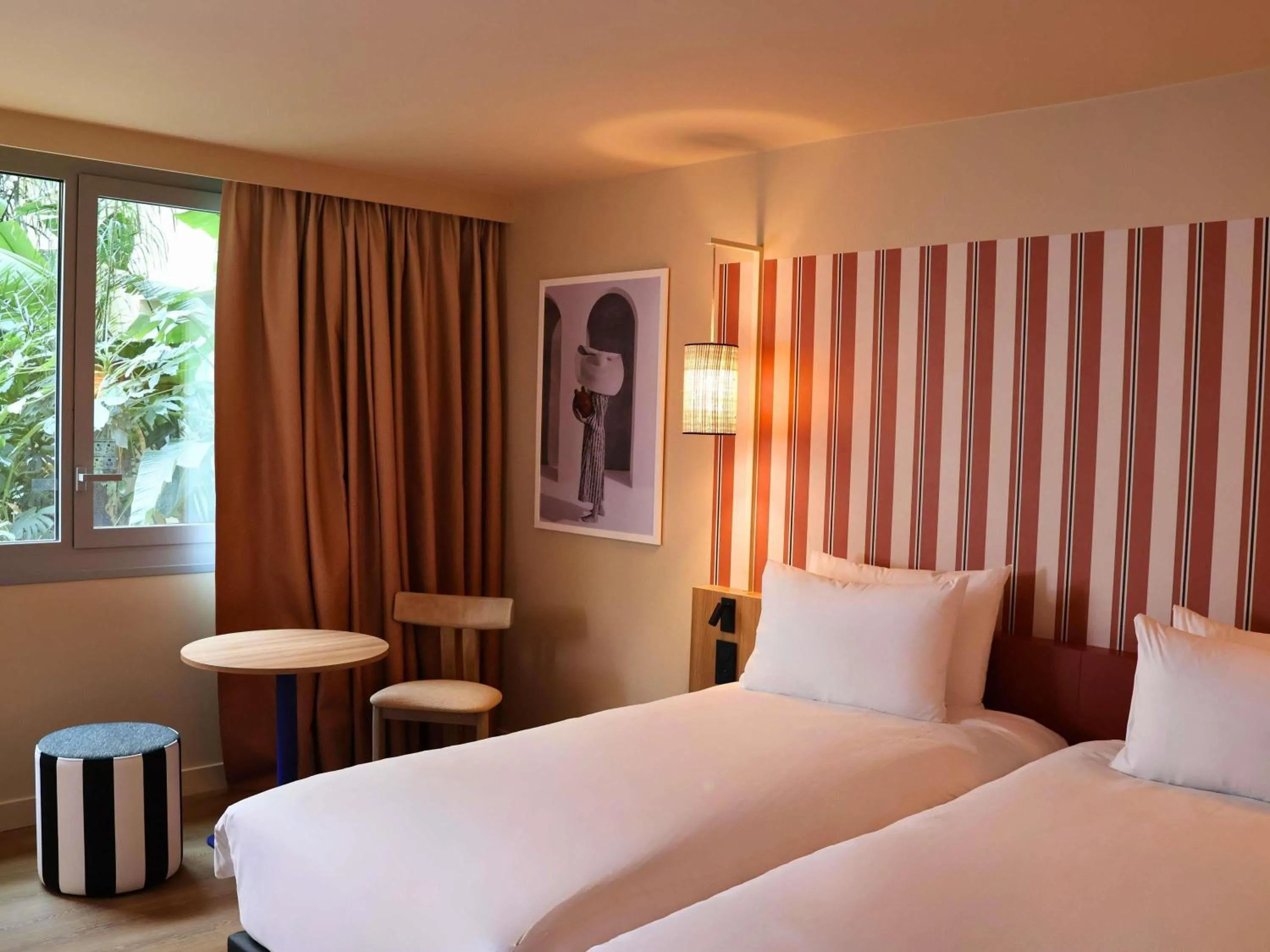 Bedroom, Bed in Mercure Nice Promenade Des Anglais