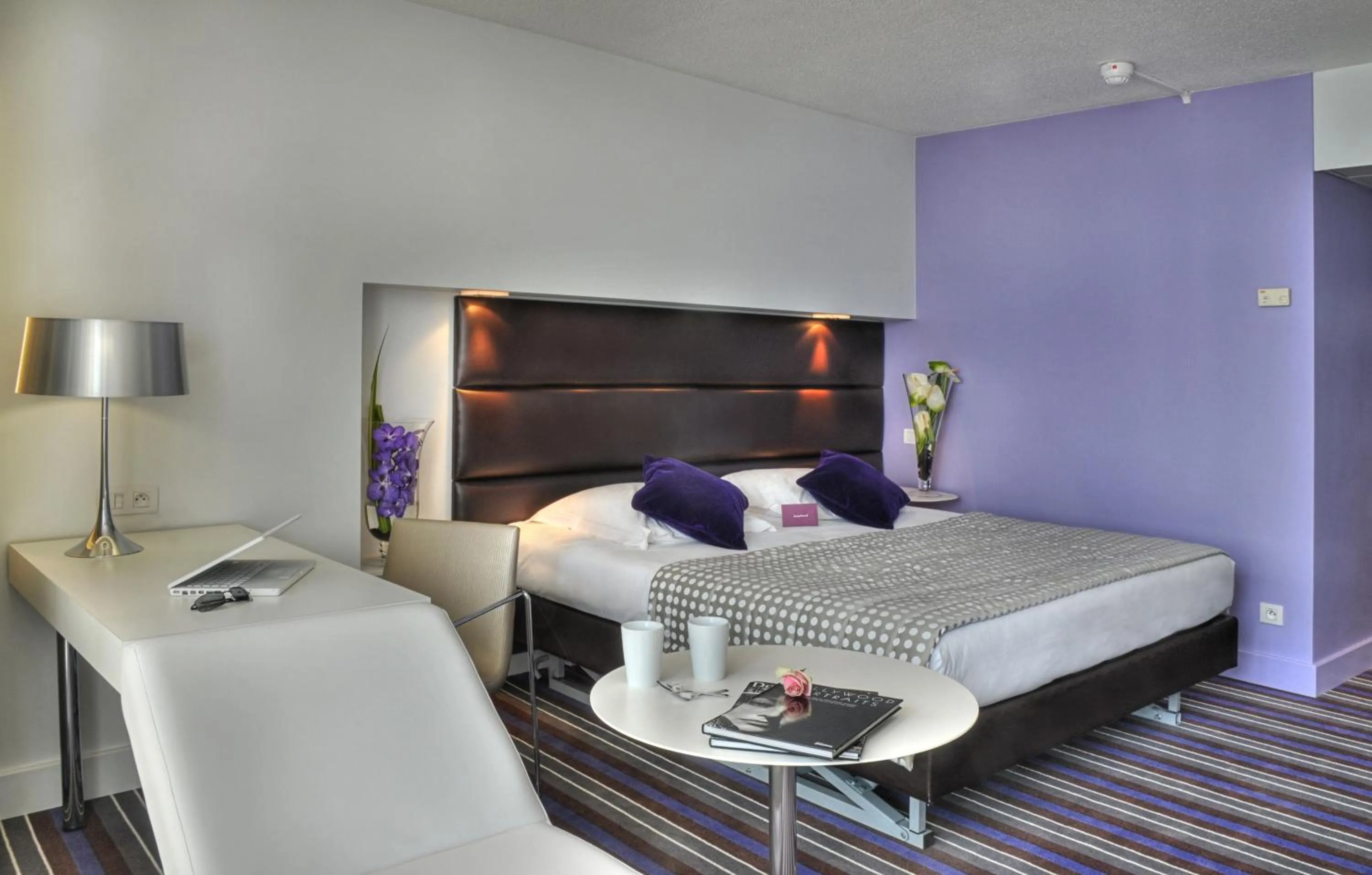 Bedroom, Bed in Mercure Nice Promenade Des Anglais