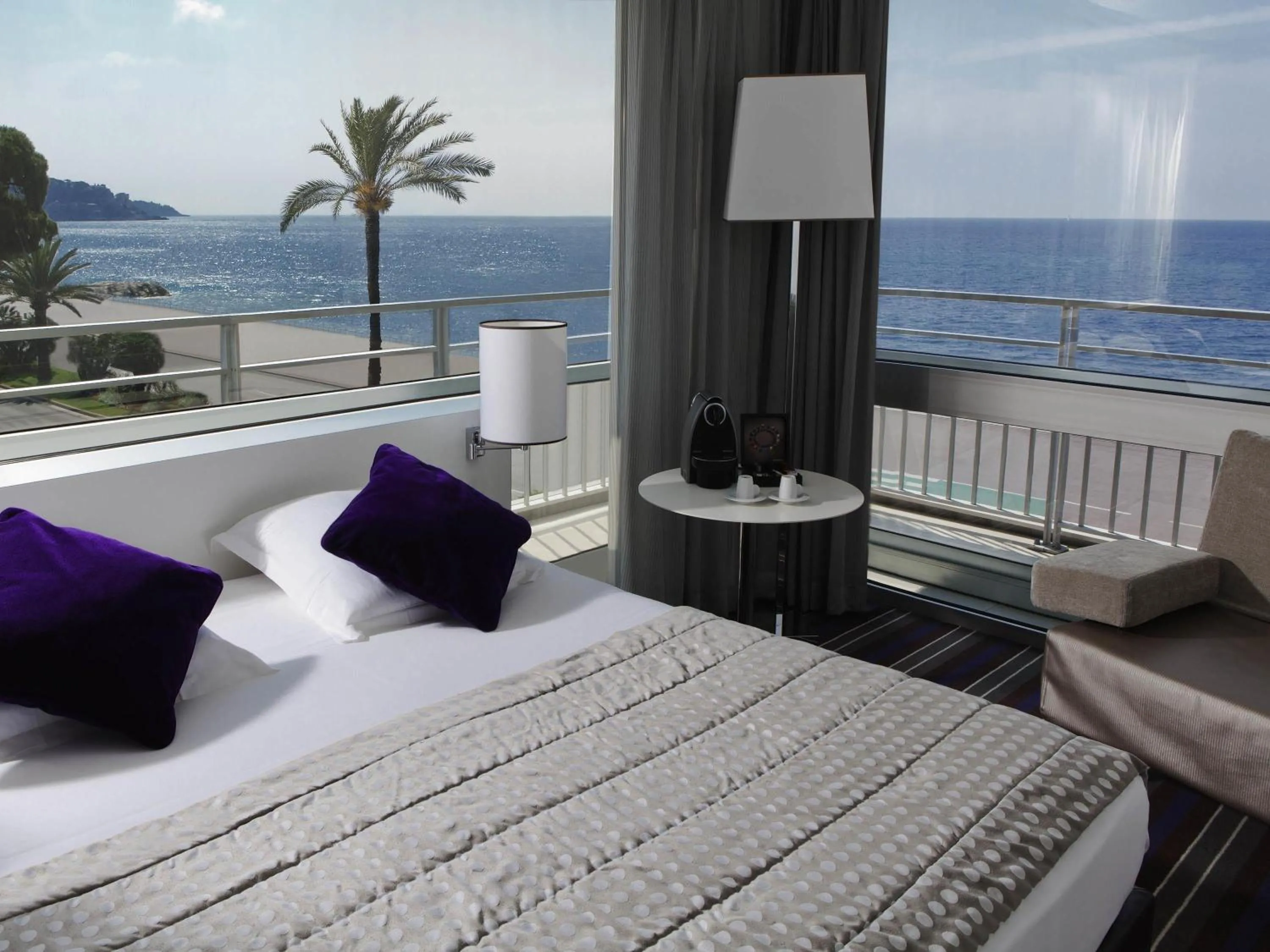 Bedroom, Bed in Mercure Nice Promenade Des Anglais