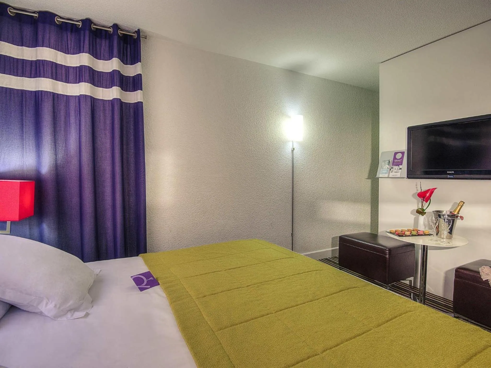 Bedroom, Bed in Mercure Nice Promenade Des Anglais