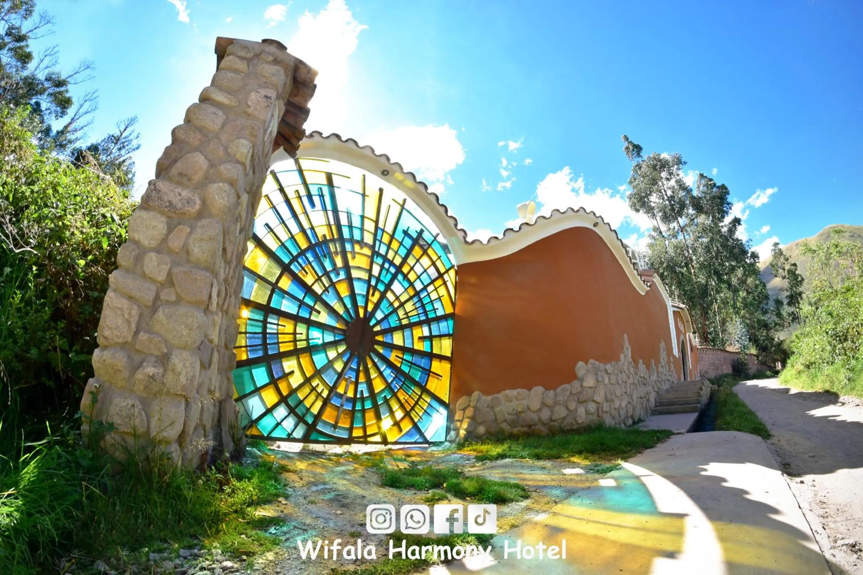Facade/entrance in Wifala Harmony Hotel