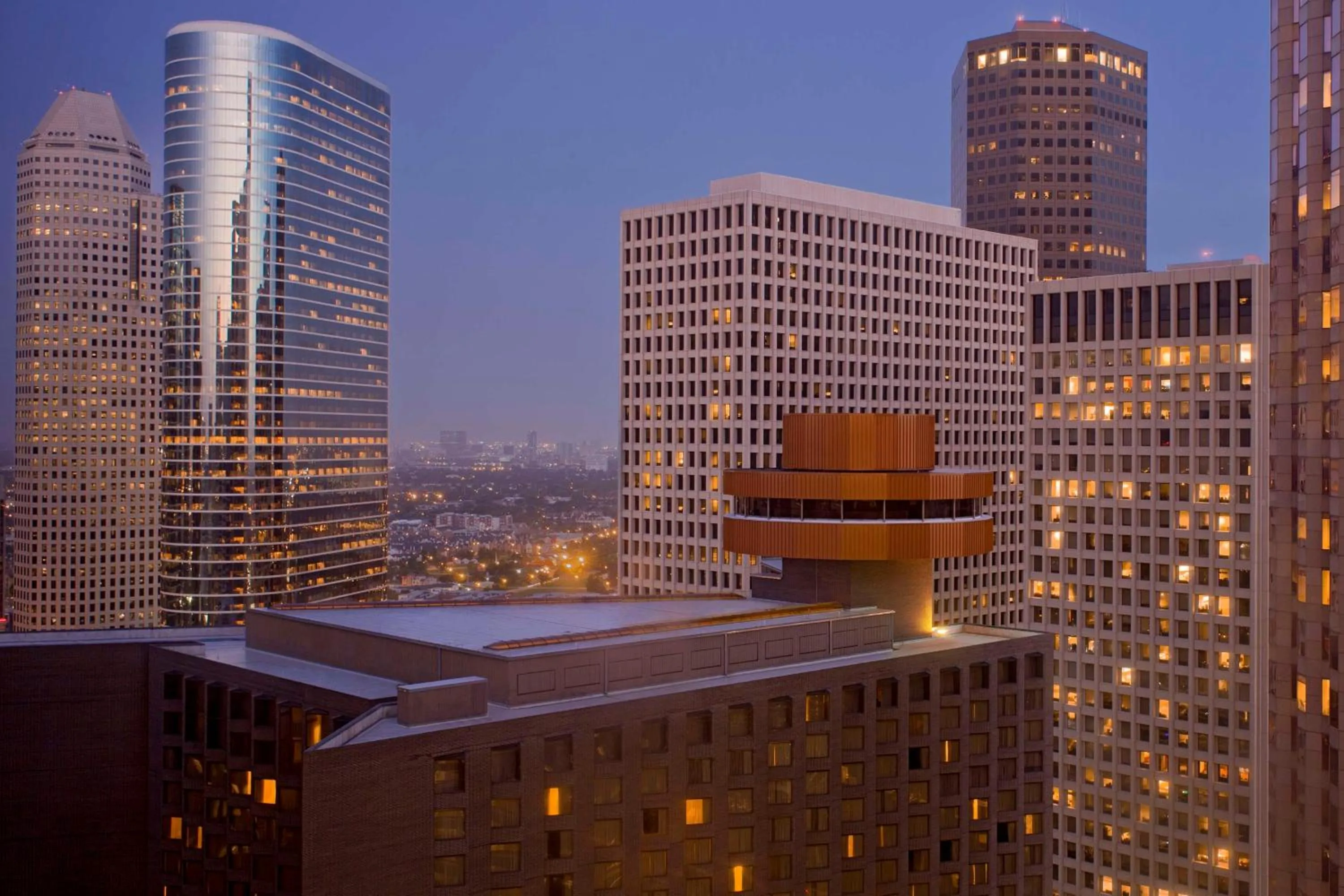 Property building in Hyatt Regency Houston Downtown