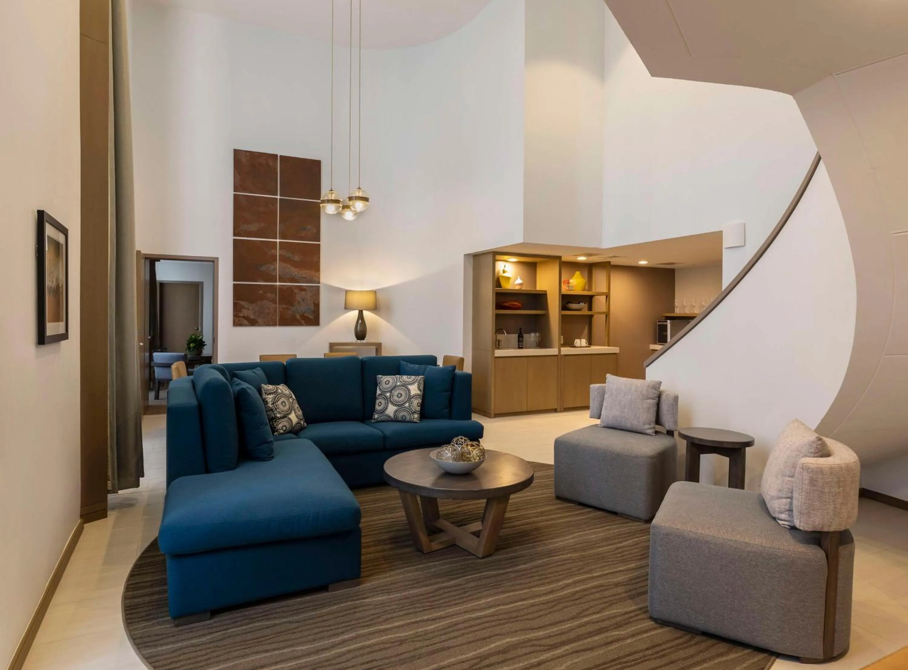 Photo of the whole room in Hyatt Regency Houston Downtown