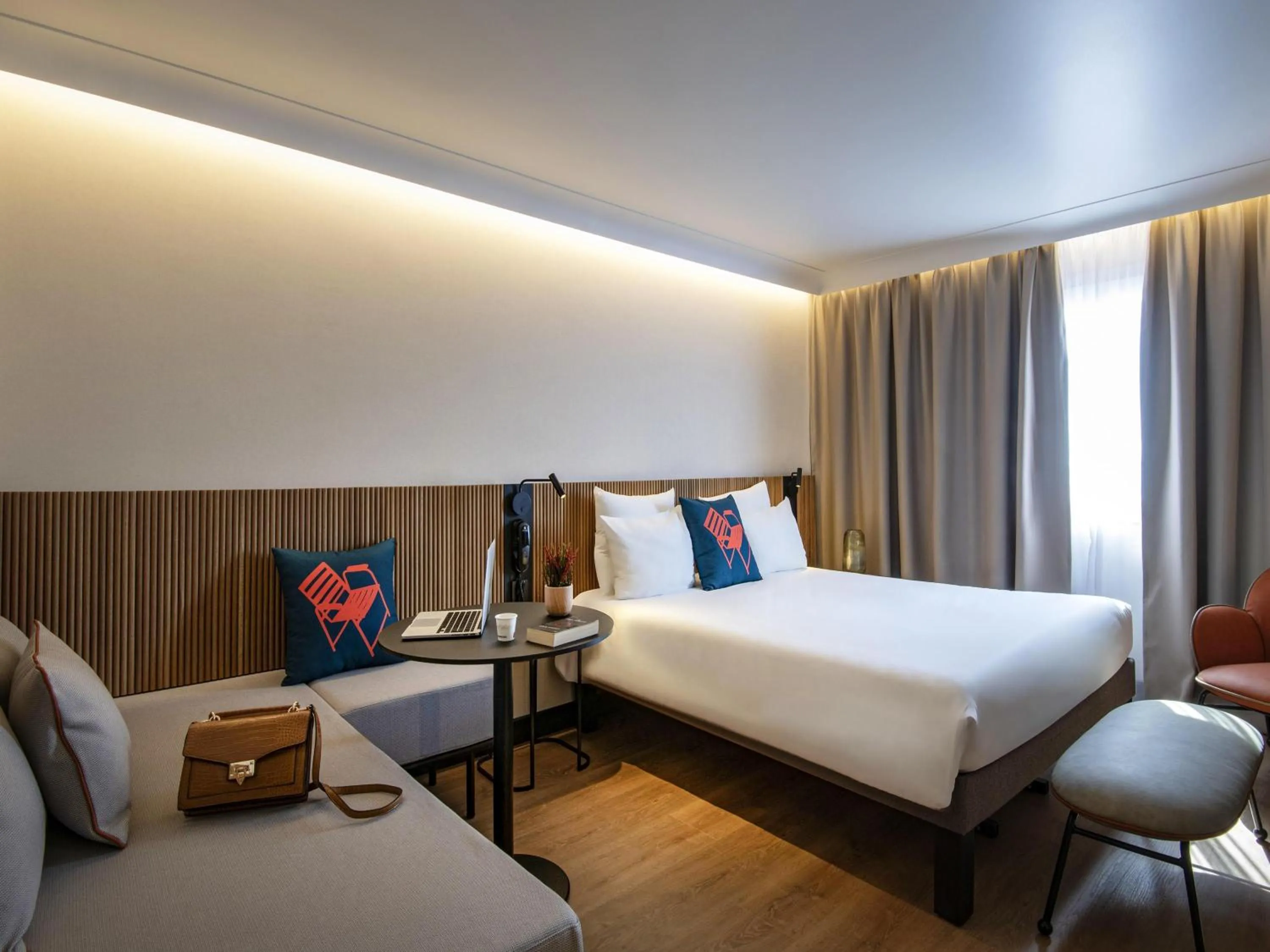 Bedroom, Bed in Novotel Nice Arenas Aeroport