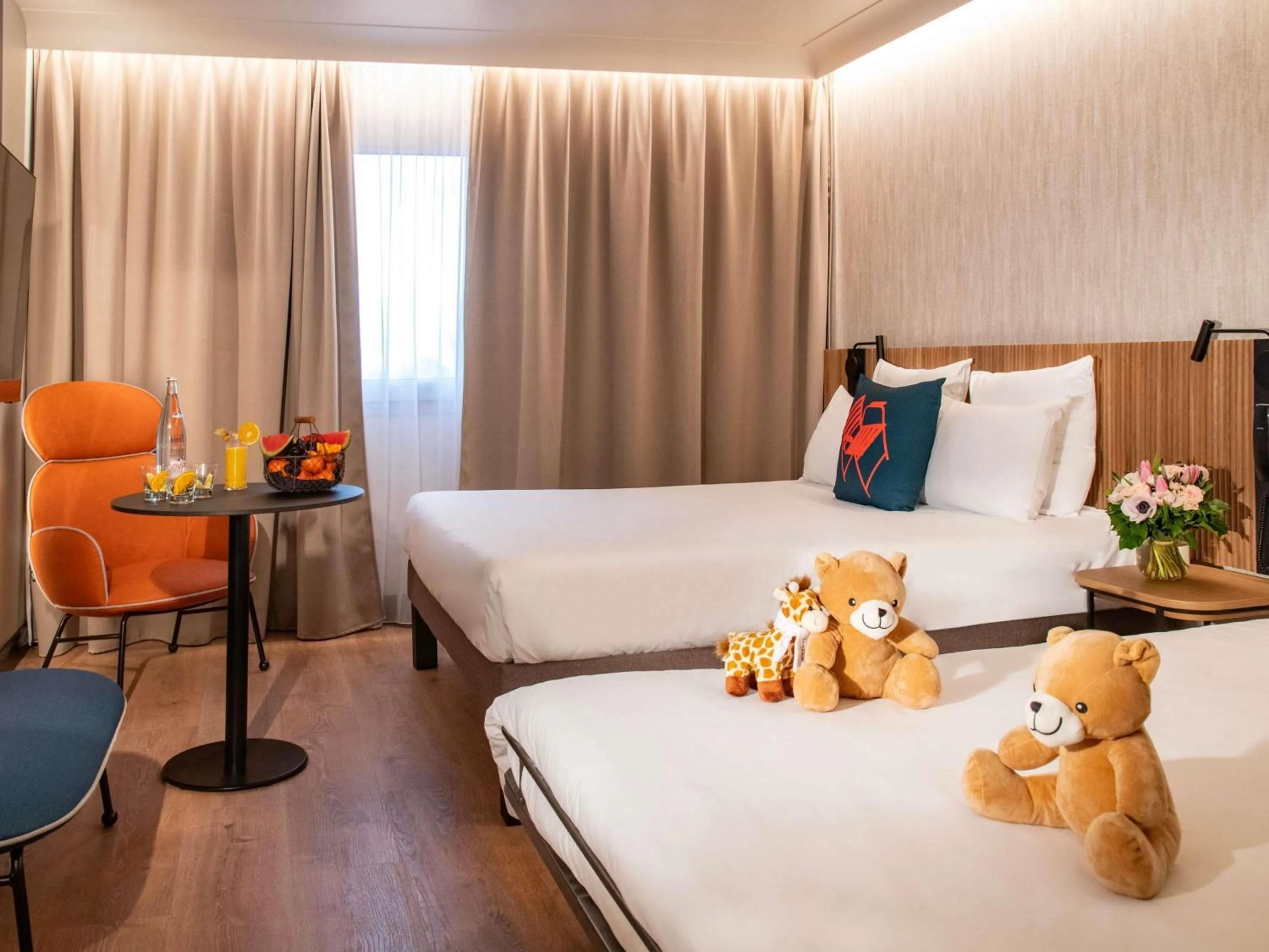 Bedroom, Bed in Novotel Nice Arenas Aeroport