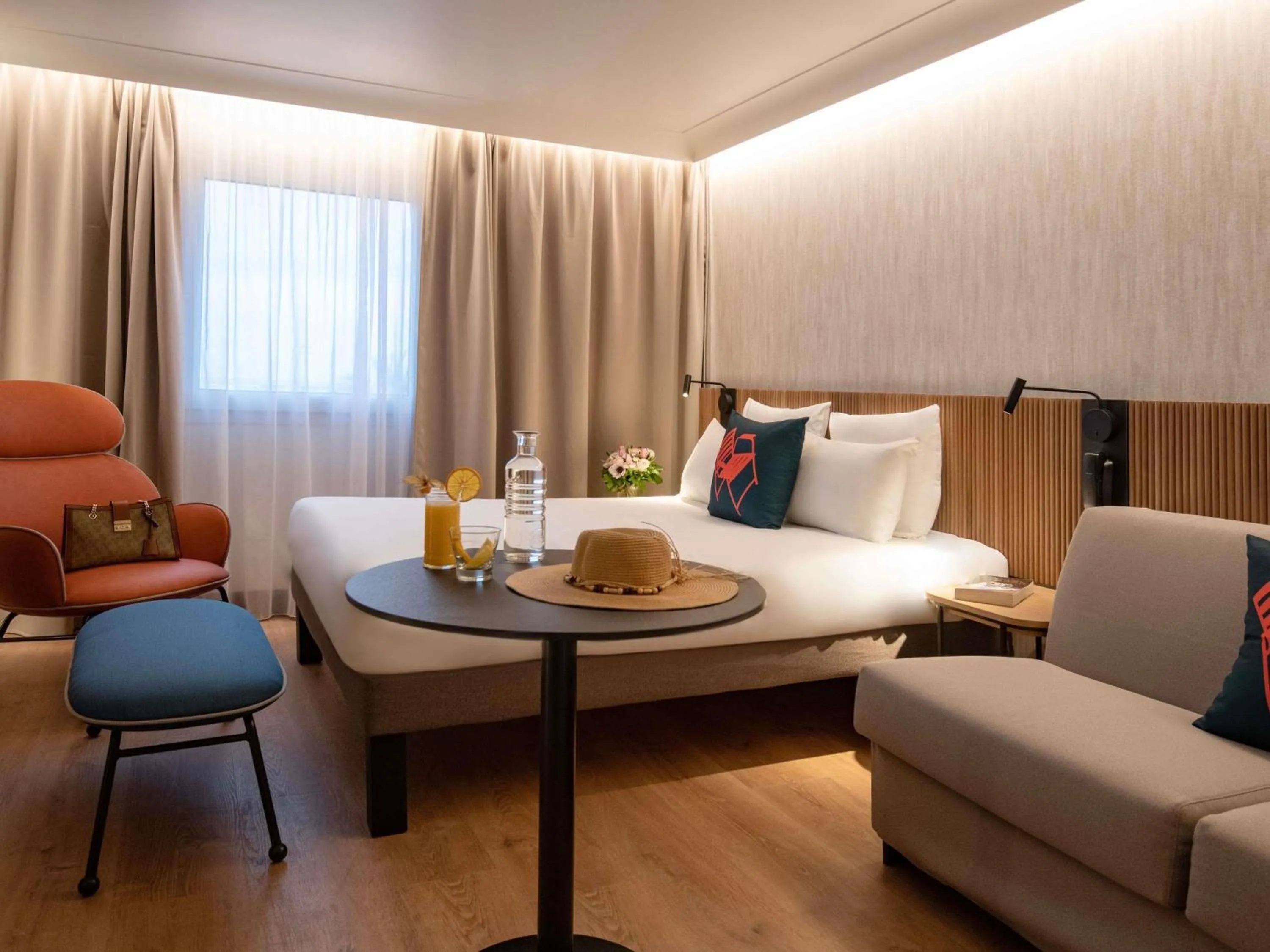 Bedroom, Bed in Novotel Nice Arenas Aeroport