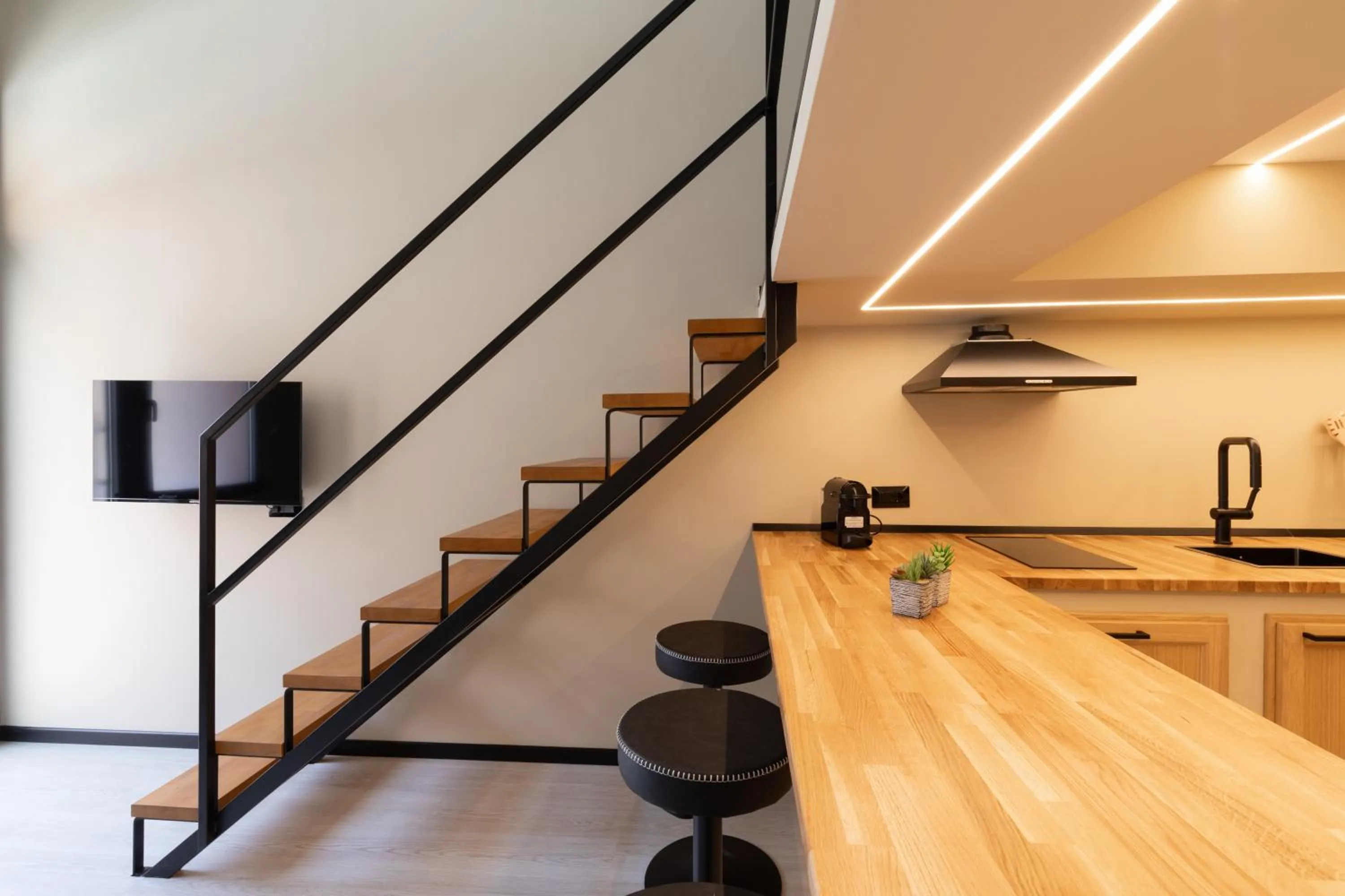 Dining area in OlbiaLoft