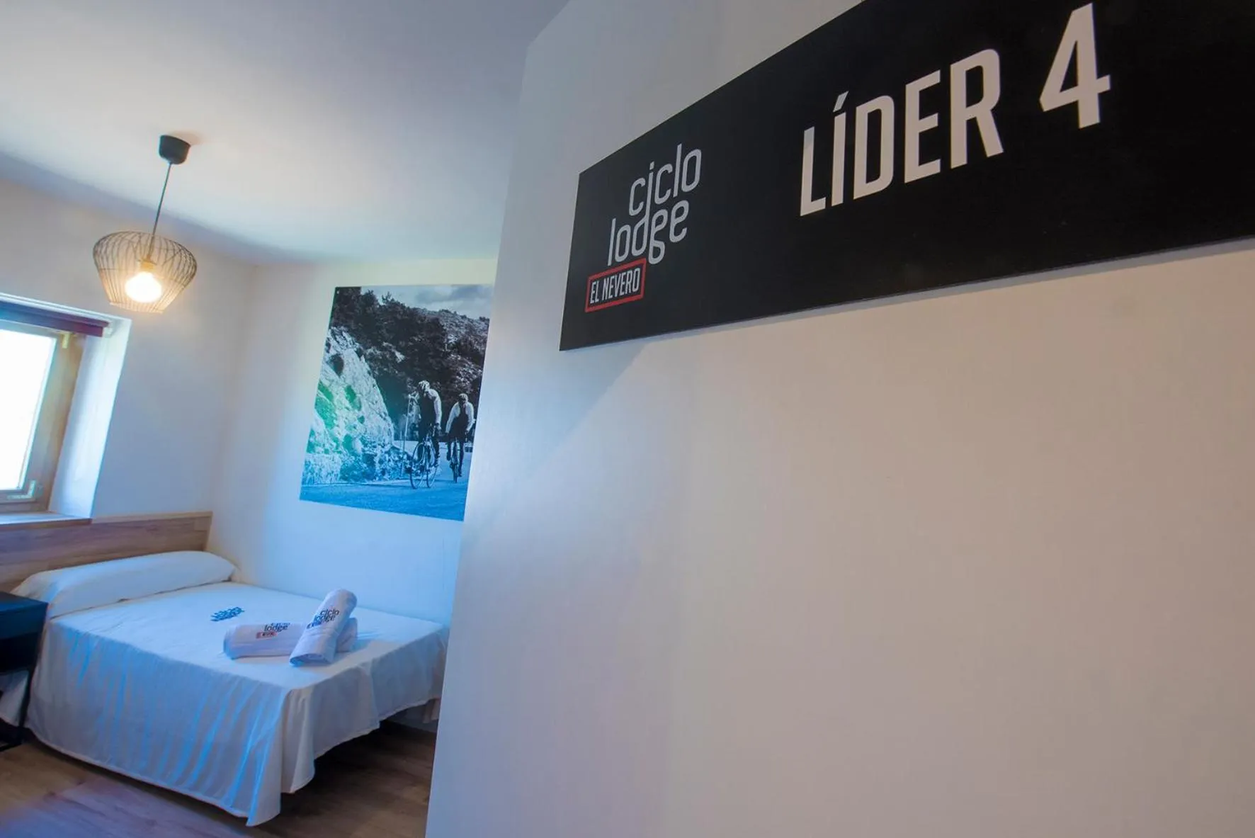 Logo/Certificate/Sign, Bed in CicloLodge