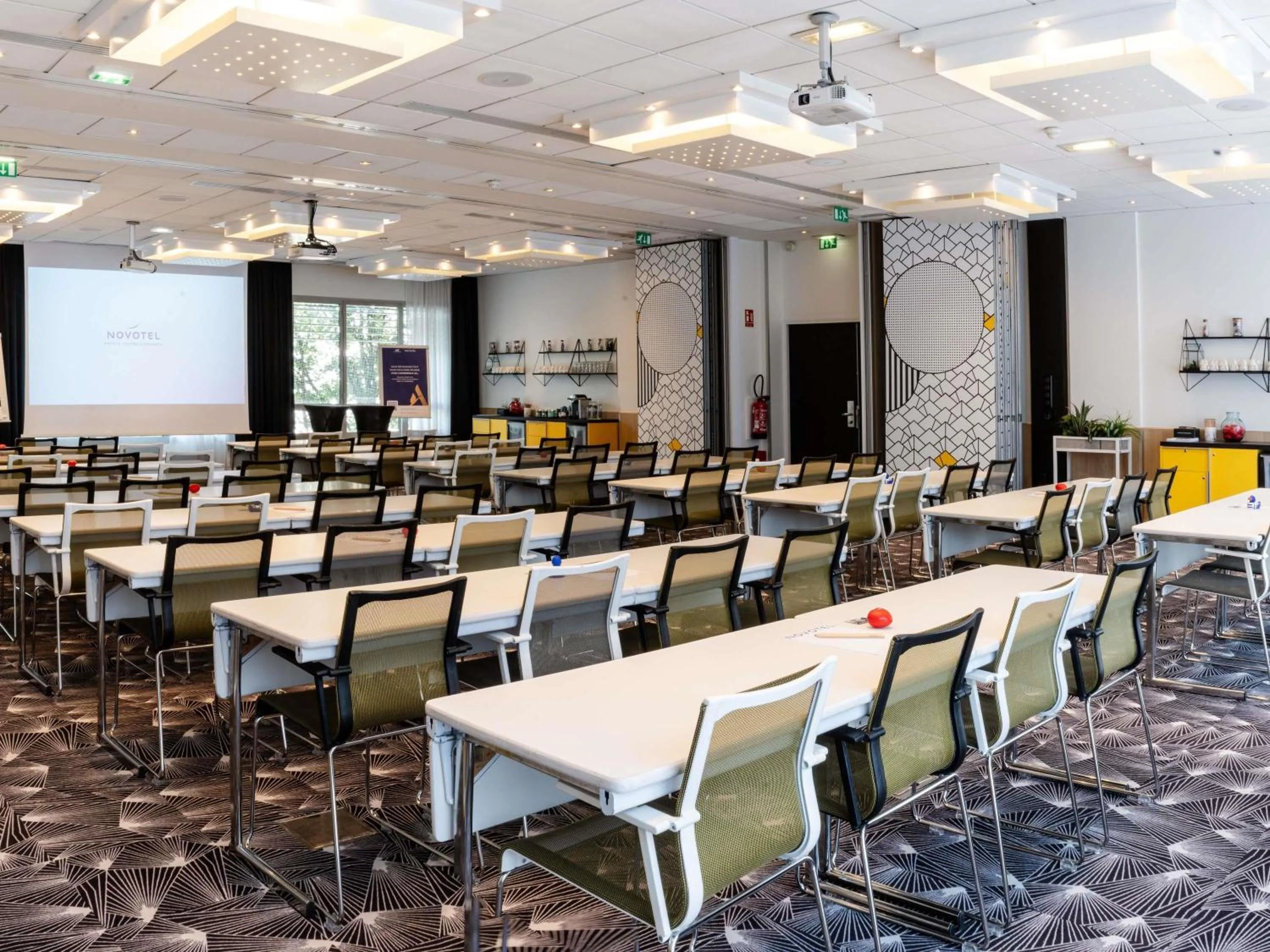 Meeting/conference room in Novotel Paris Centre Gare Montparnasse