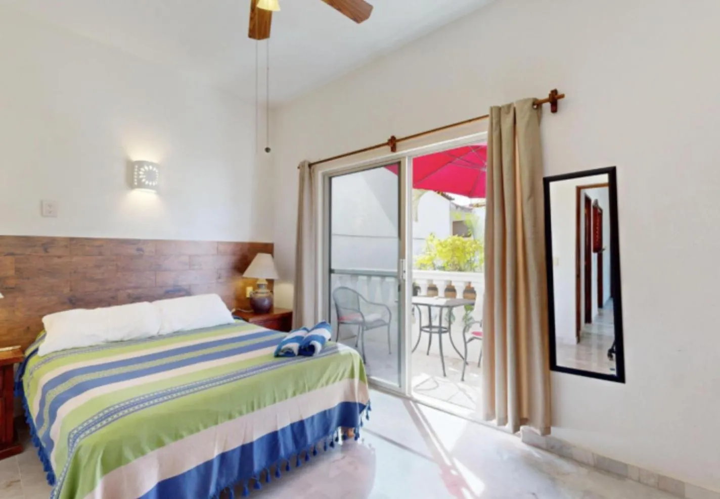 Bed in Aventura Pacifico Boutique Suites & Villas