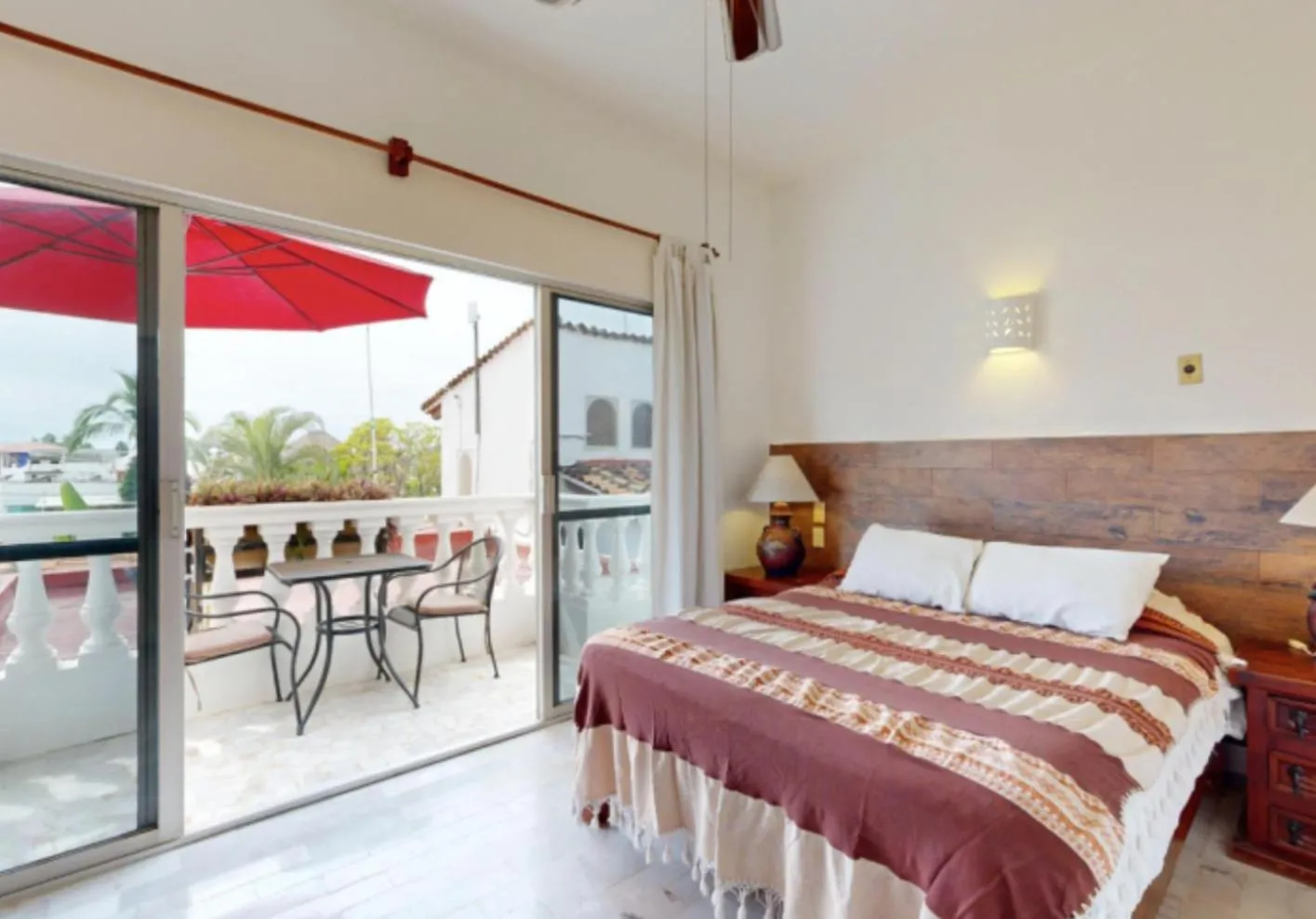 Bed in Aventura Pacifico Boutique Suites & Villas