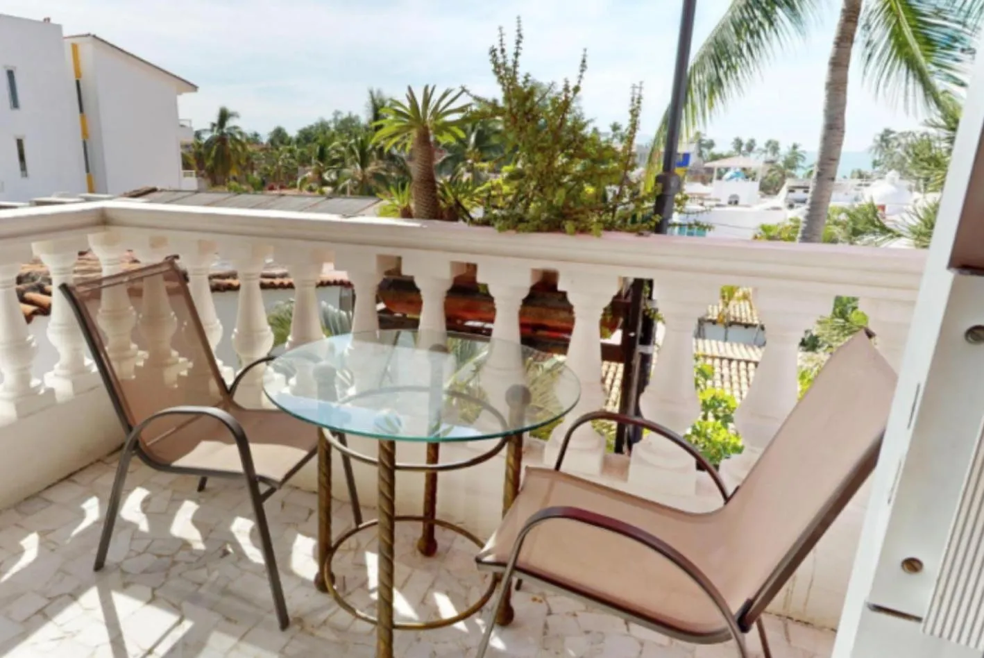 Aventura Pacifico Boutique Suites & Villas