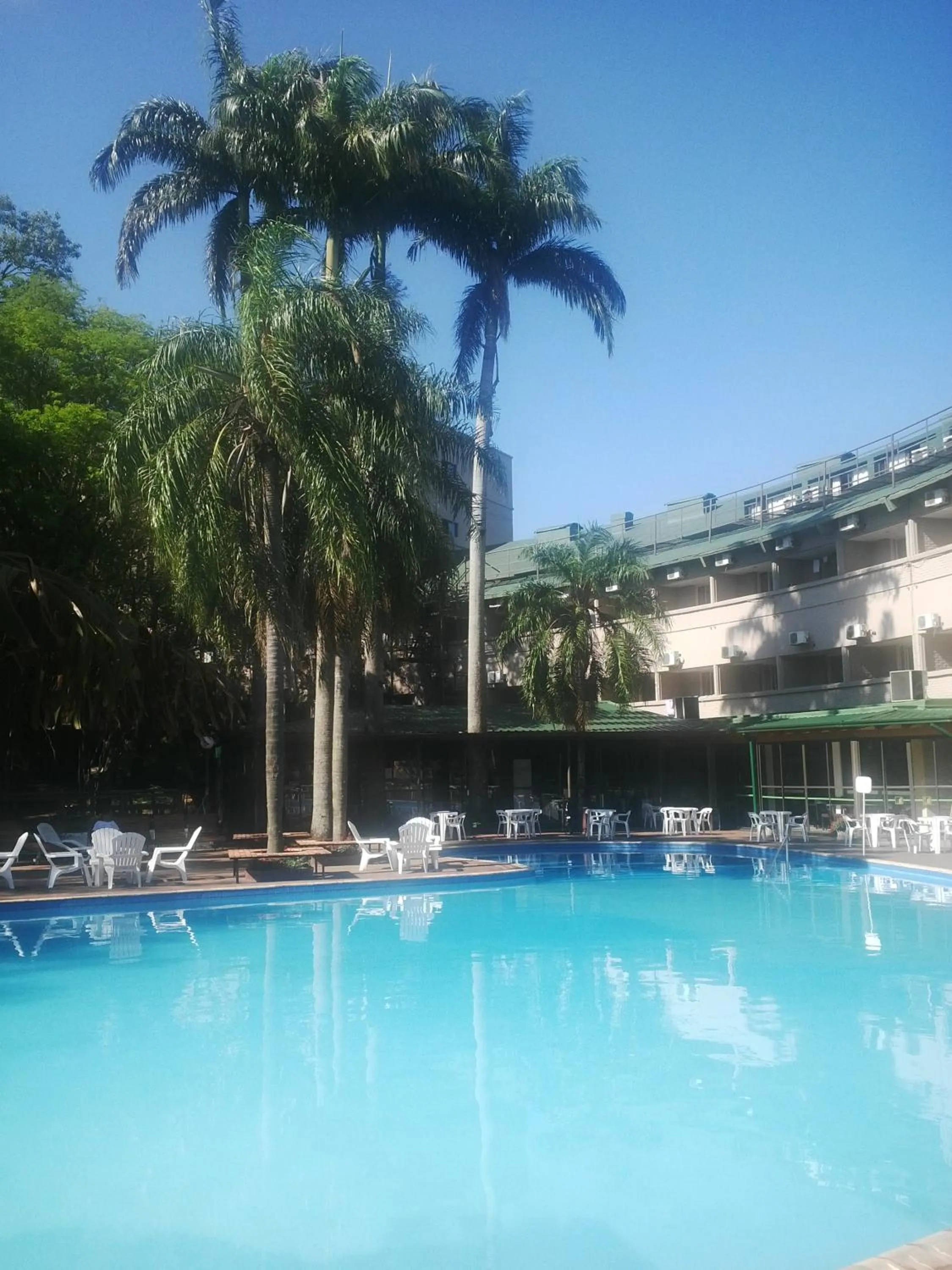Swimming pool in Hotel El Libertador