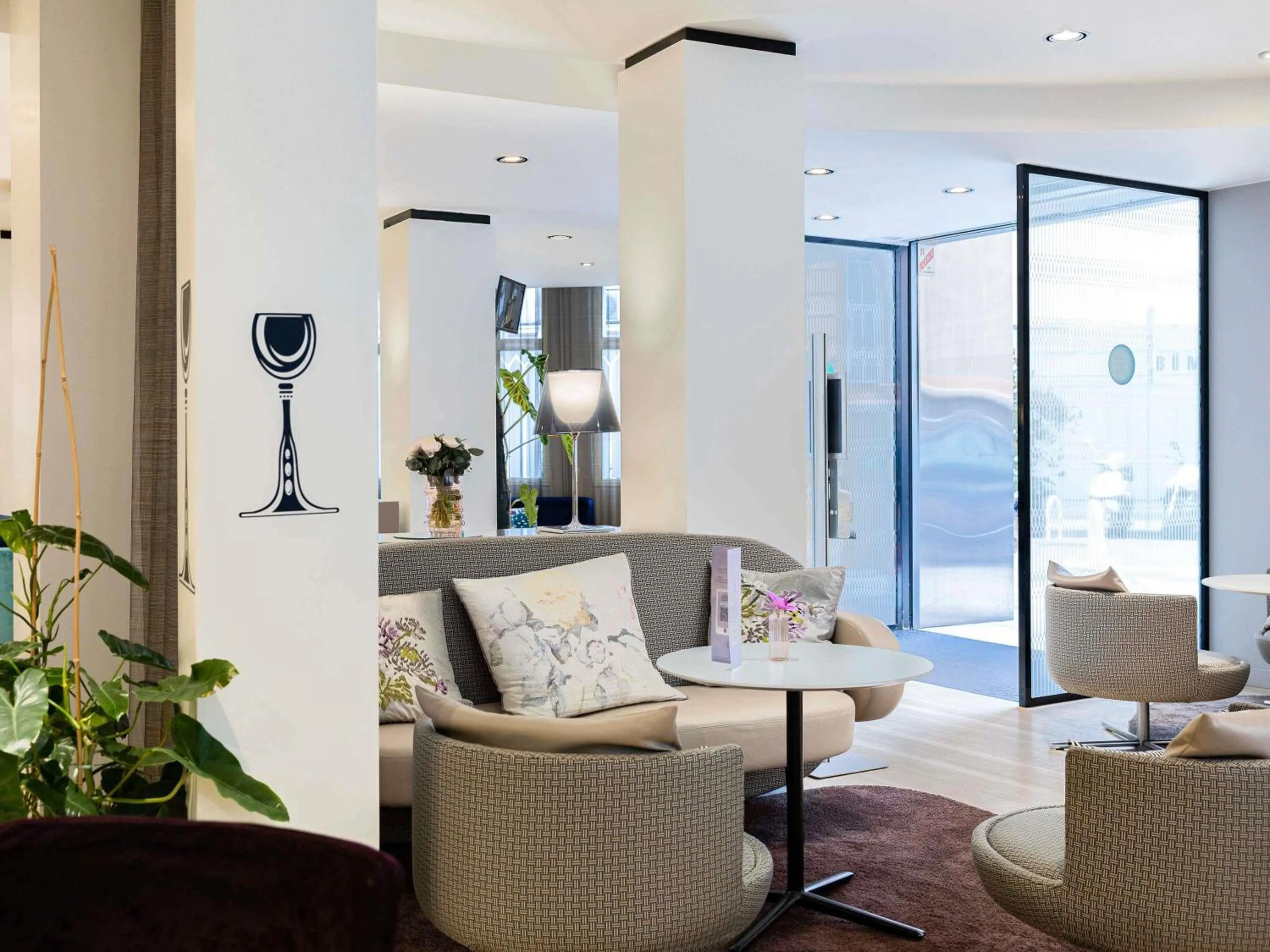 Lounge or bar in Mercure Nice Centre Grimaldi