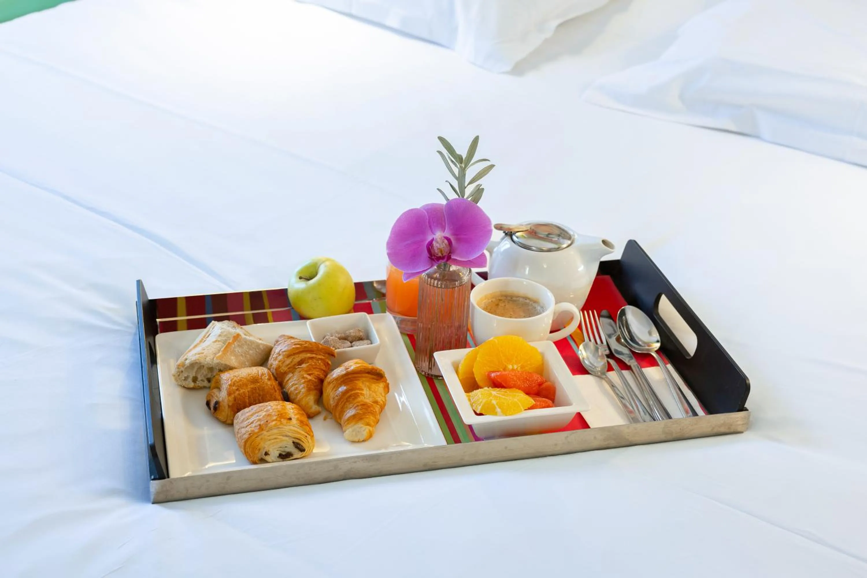 Food close-up, Bed in Mercure Nice Centre Grimaldi