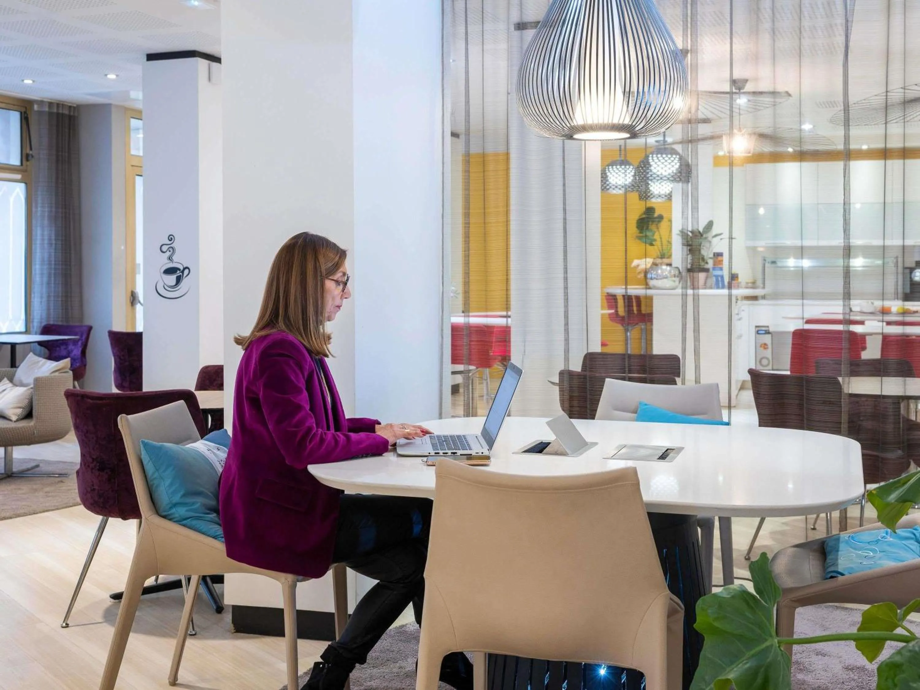 Property building in Mercure Nice Centre Grimaldi