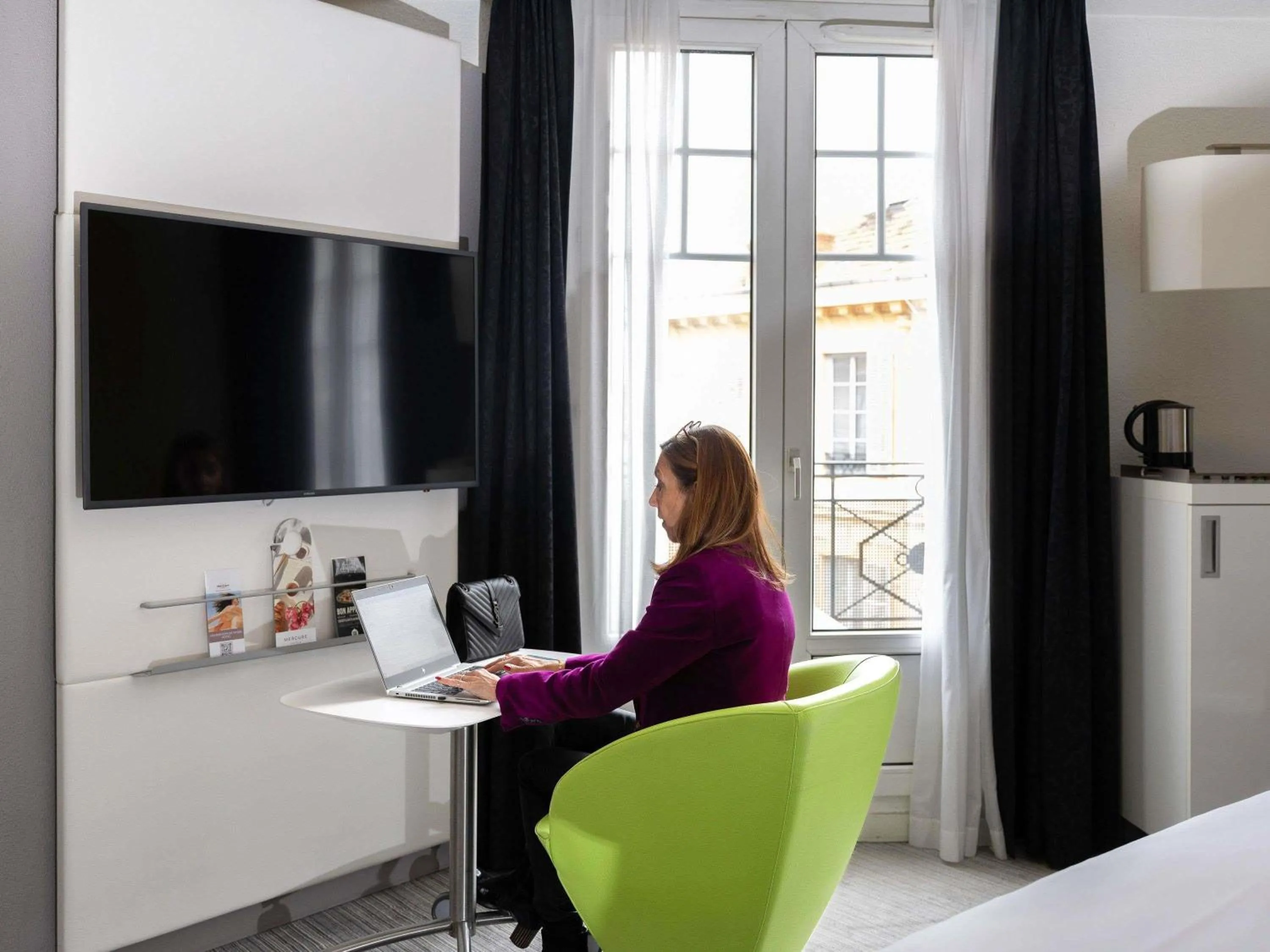 Bedroom in Mercure Nice Centre Grimaldi