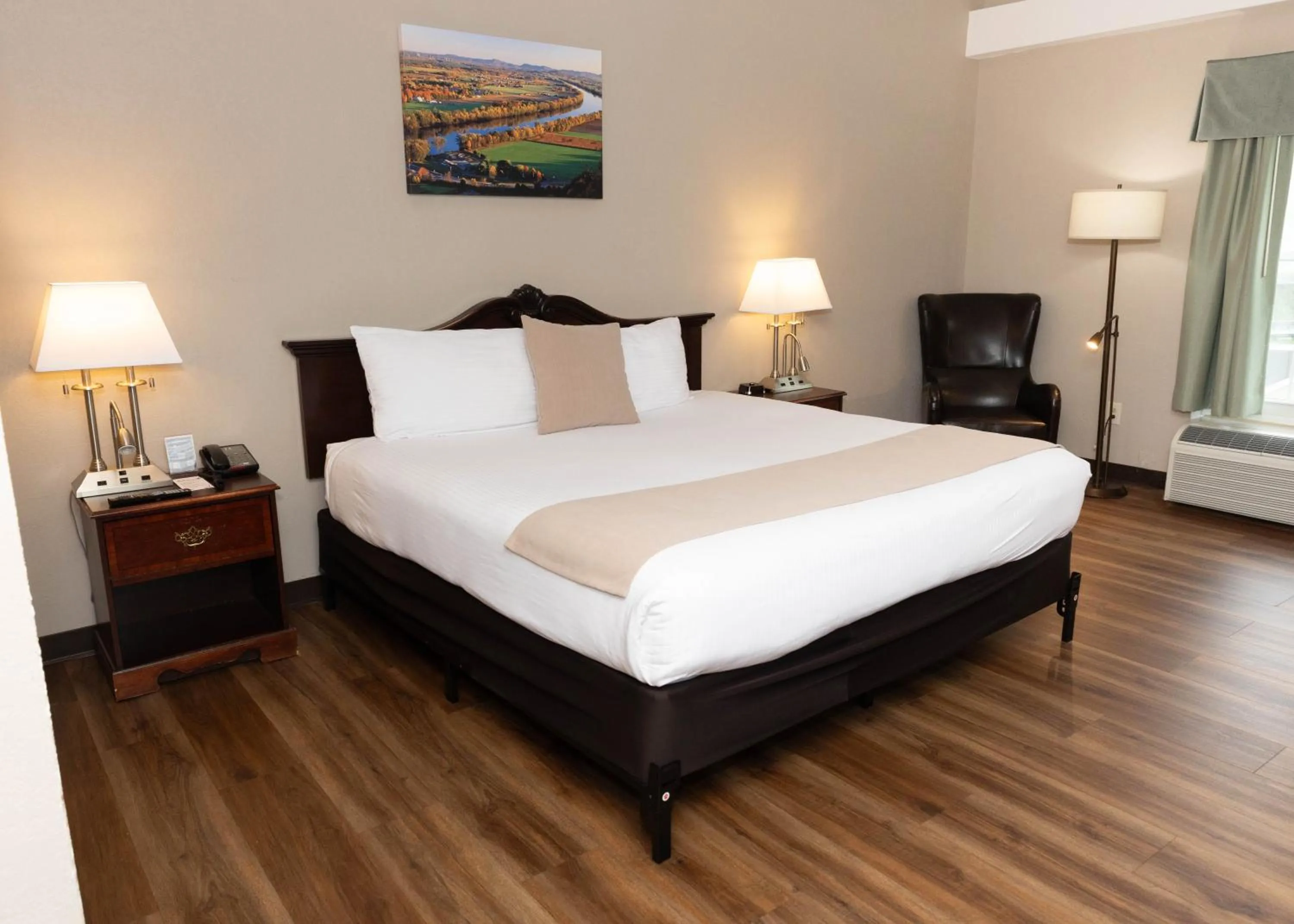 Bed in D. Hotel Suites & Spa