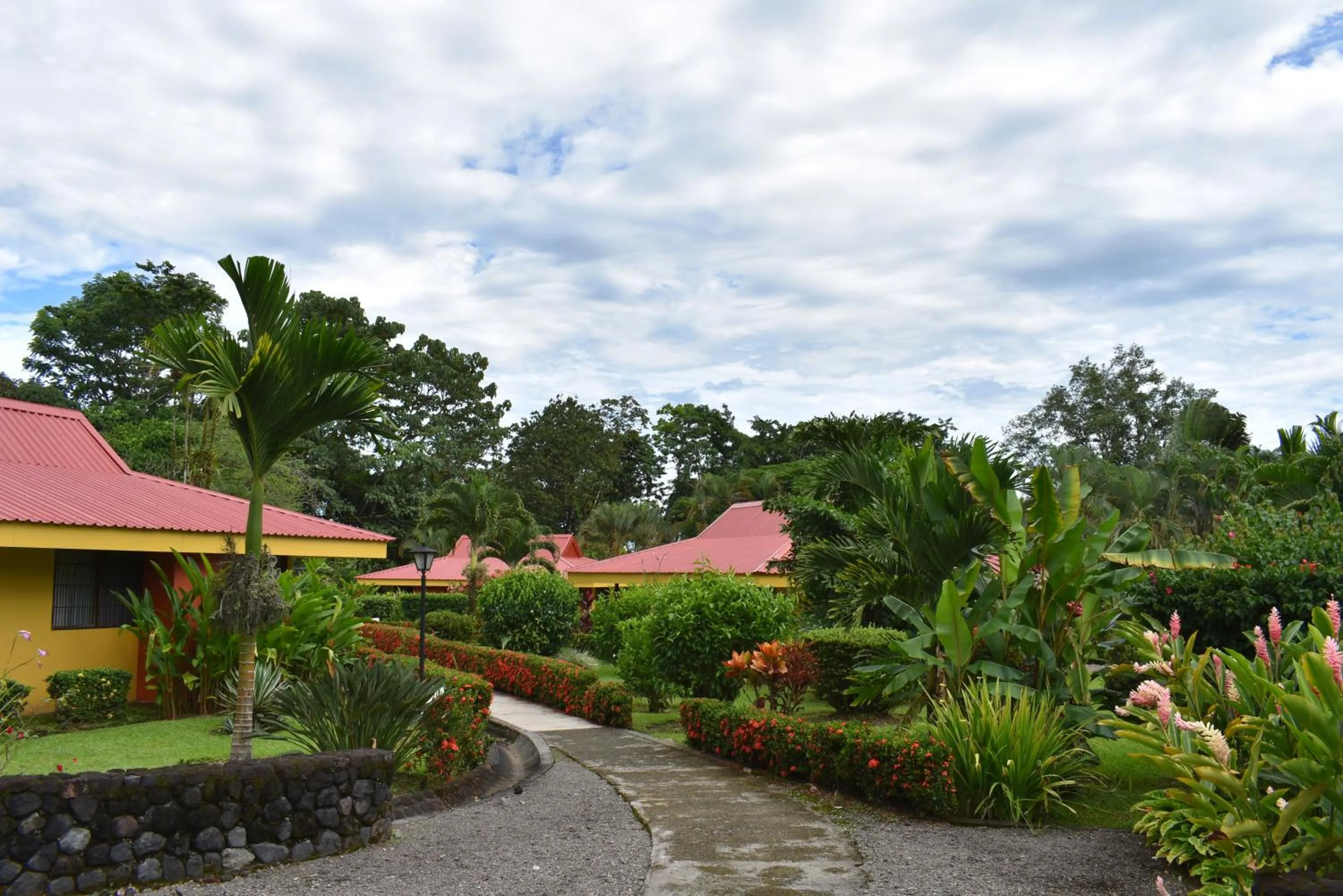 Garden in Hotel Arenal Country Inn