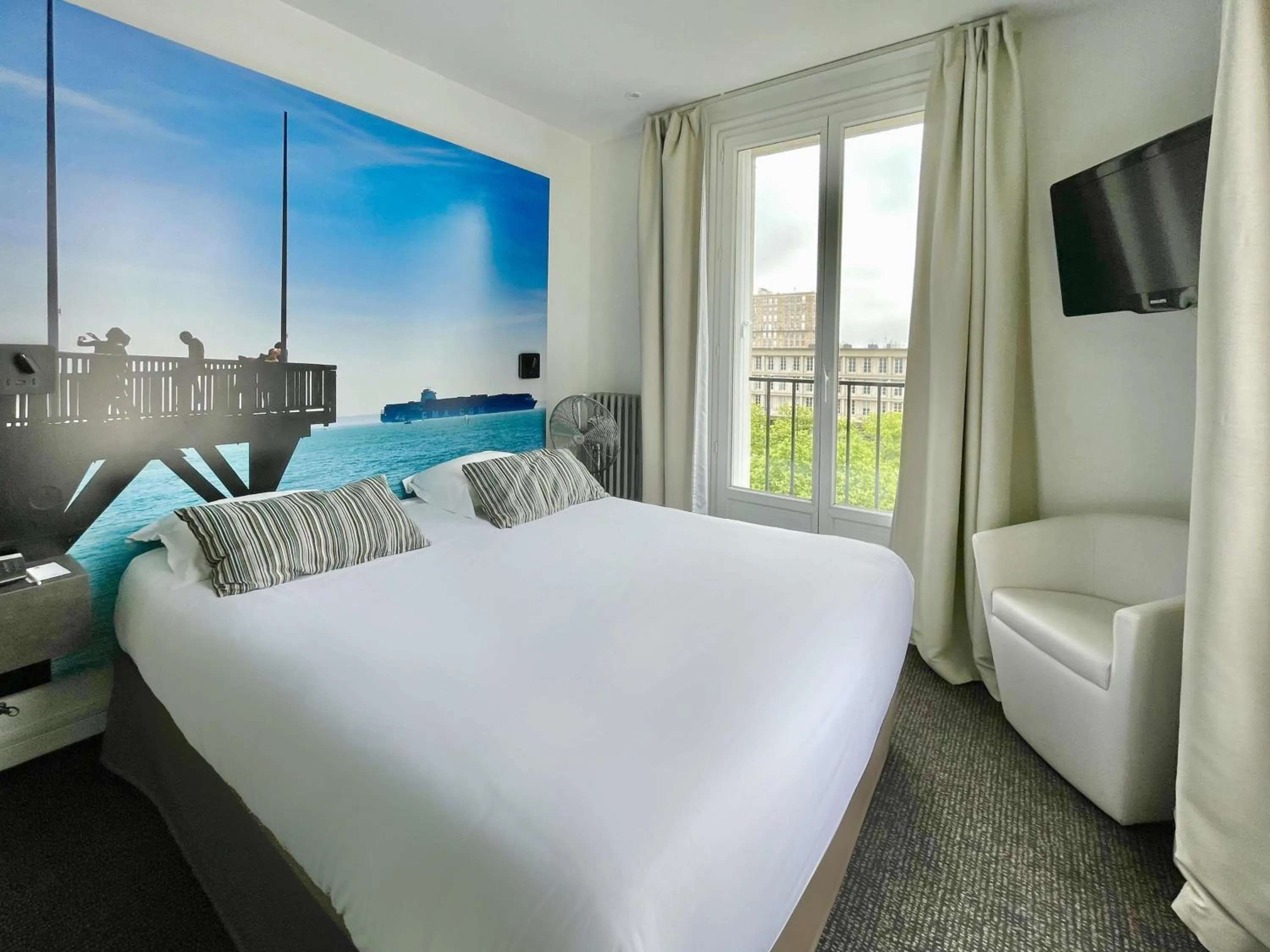 Photo of the whole room, Bed in Best Western ARThotel