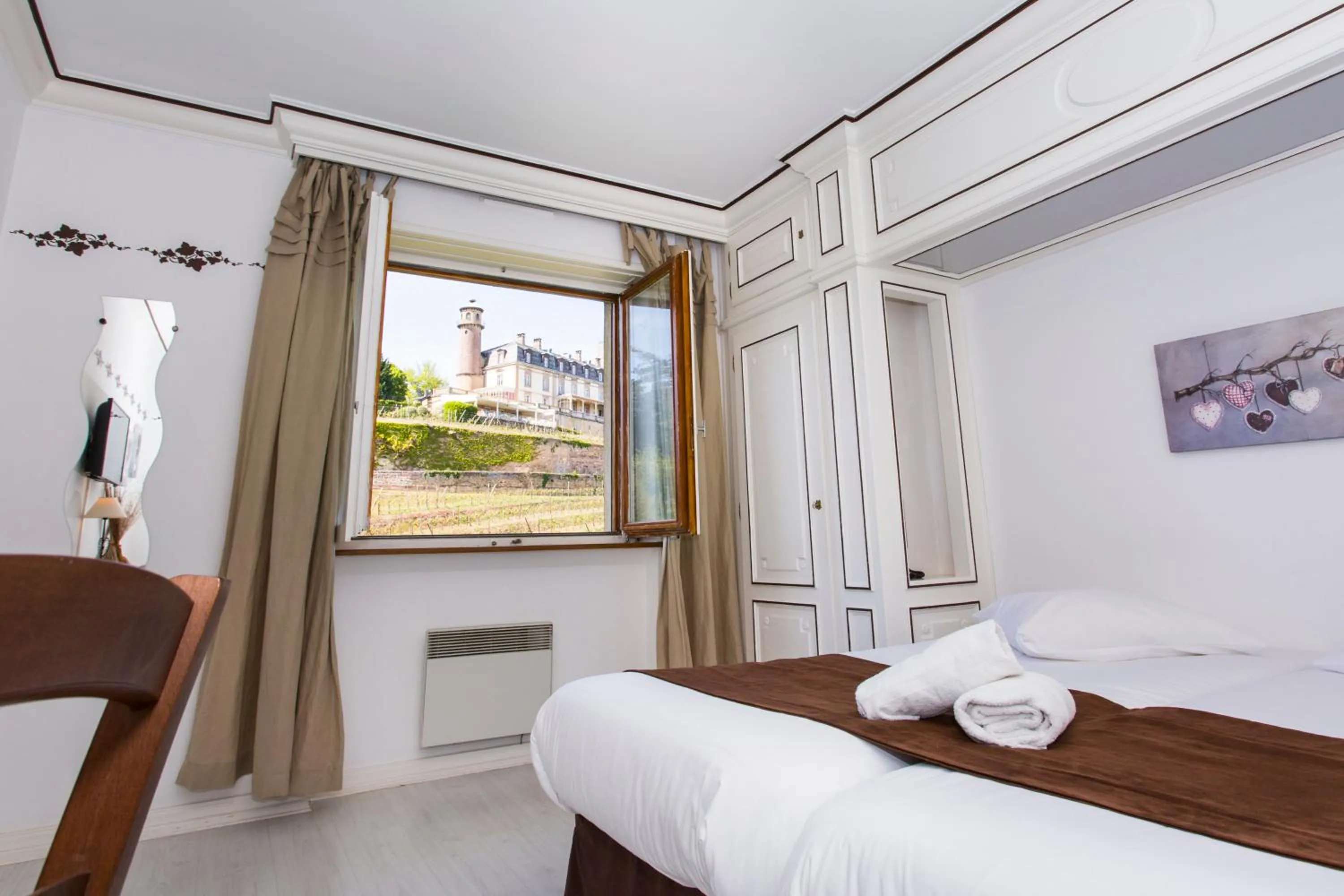 Bedroom, Bed in Le Domaine de Rouffach