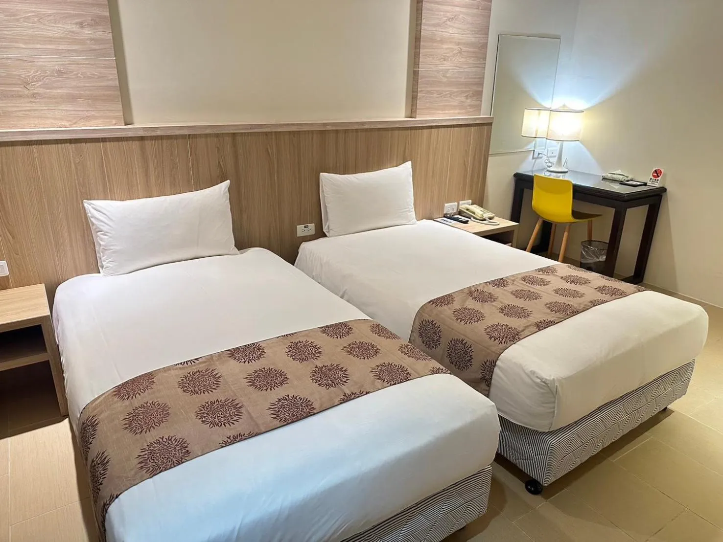 Bed in East Town 26 Hotel