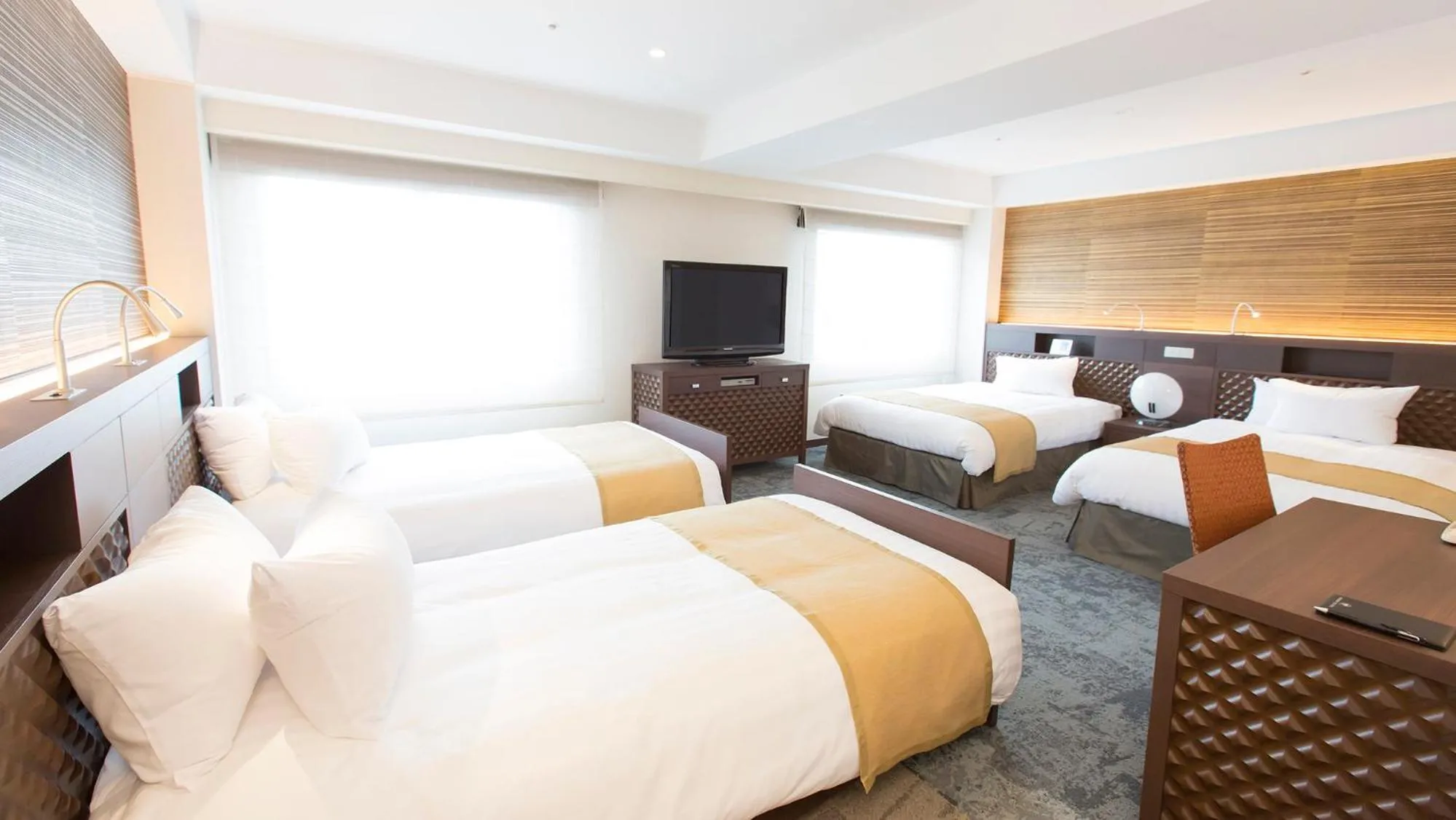 Photo of the whole room, Bed in Shinagawa Tobu Hotel