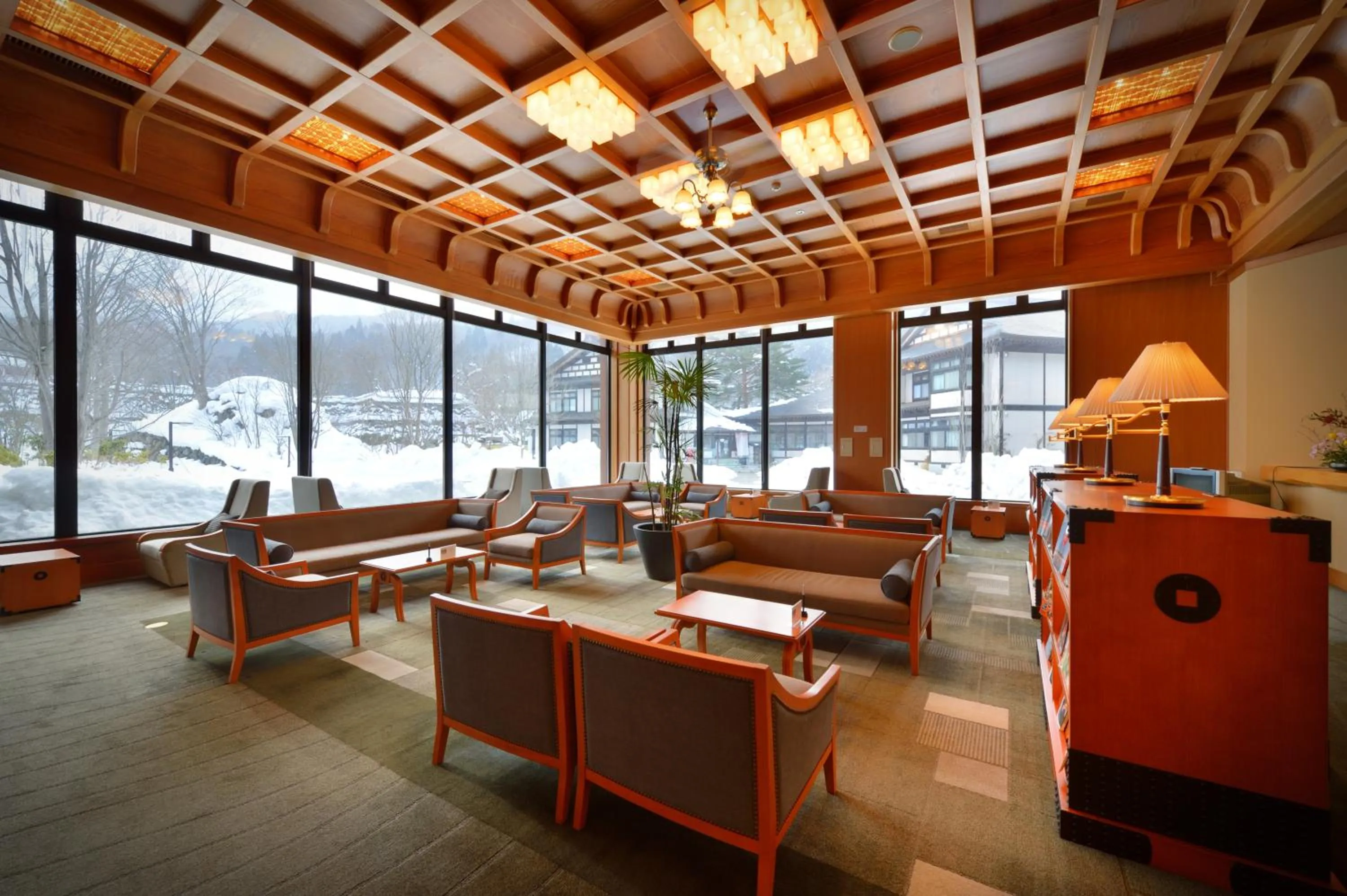 Communal lounge/ TV room in Yukaen