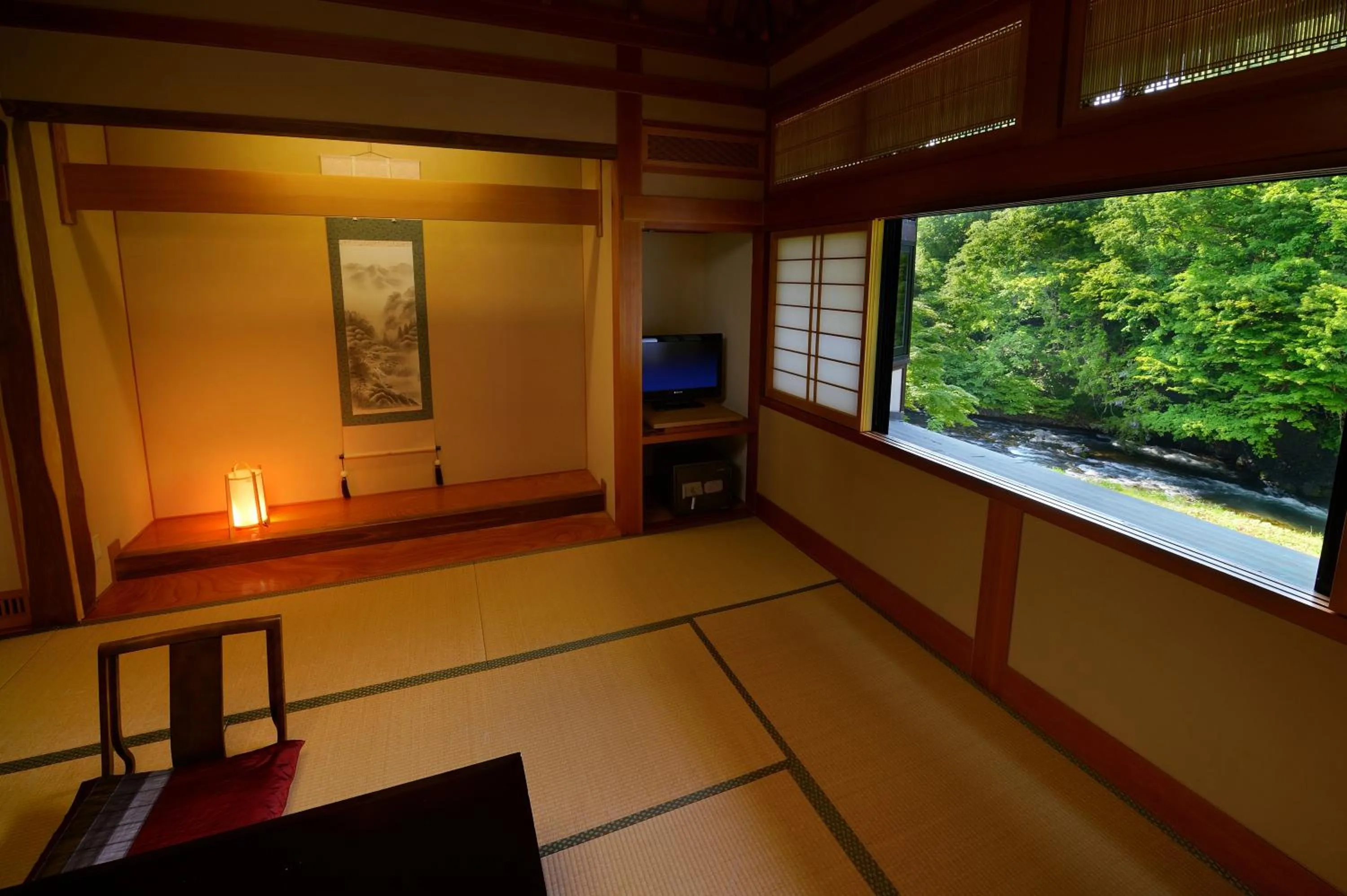 Photo of the whole room in Yukaen